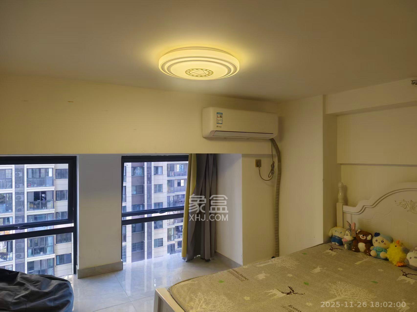 华润置地广场二期 2室1厅1卫 1700.0元/月 华润置地广场二期 2室1厅1卫 1700.0元/月室内图