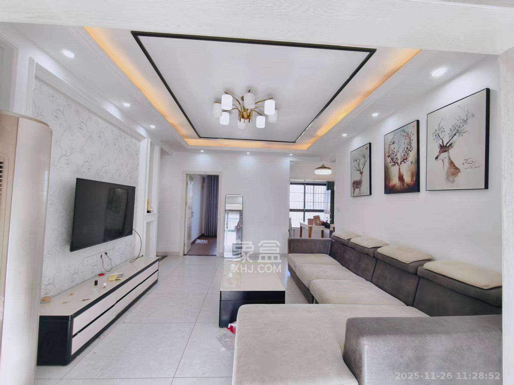 天麓尚层 3室2厅1卫 2200.0元/月 天麓尚层 3室2厅1卫 2200.0元/月室内图