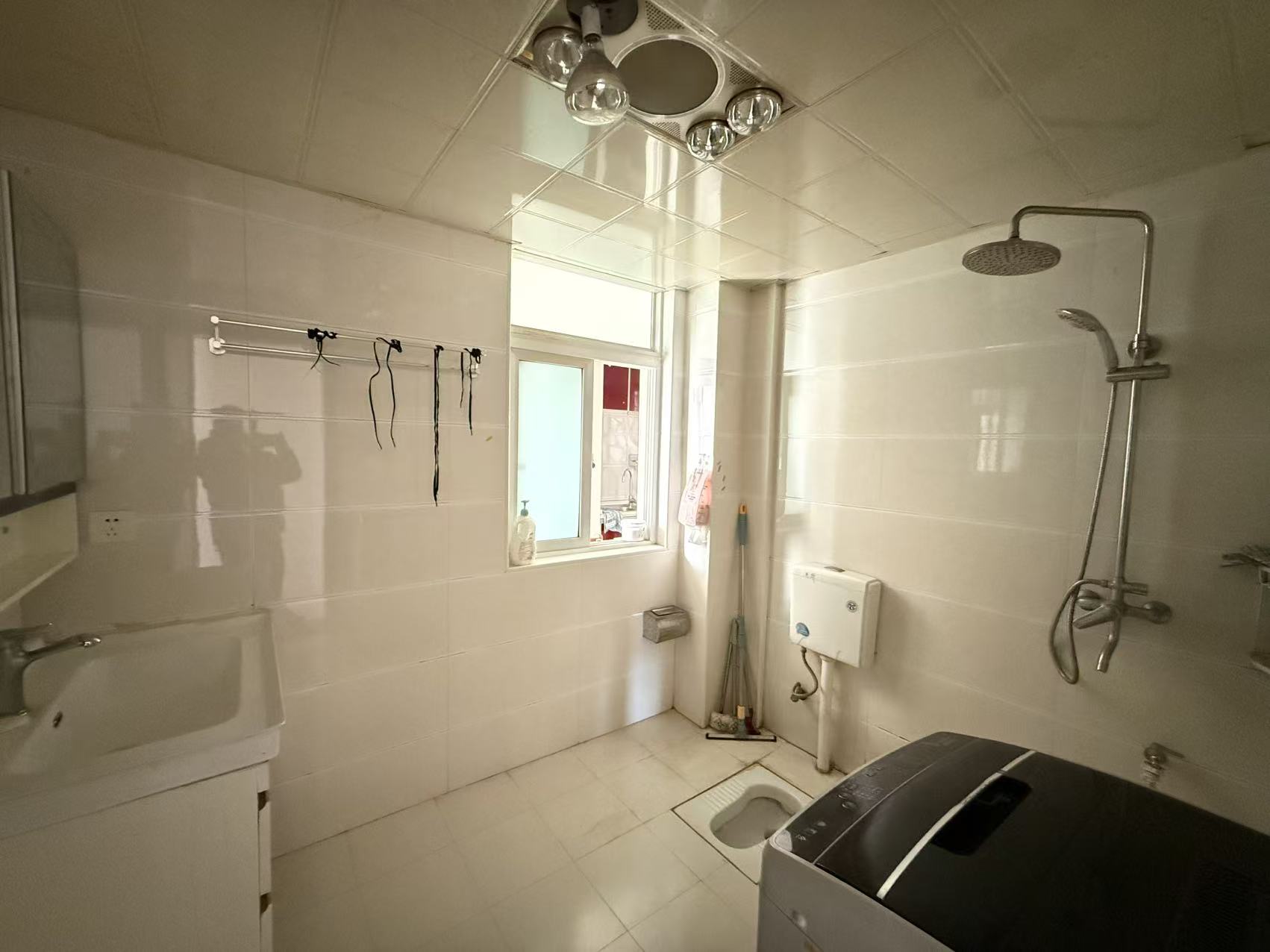 学府花园(文苑瑞景) 4室2厅2卫 2000.0元/月 学府花园(文苑瑞景) 4室2厅2卫 2000.0元/月室内图