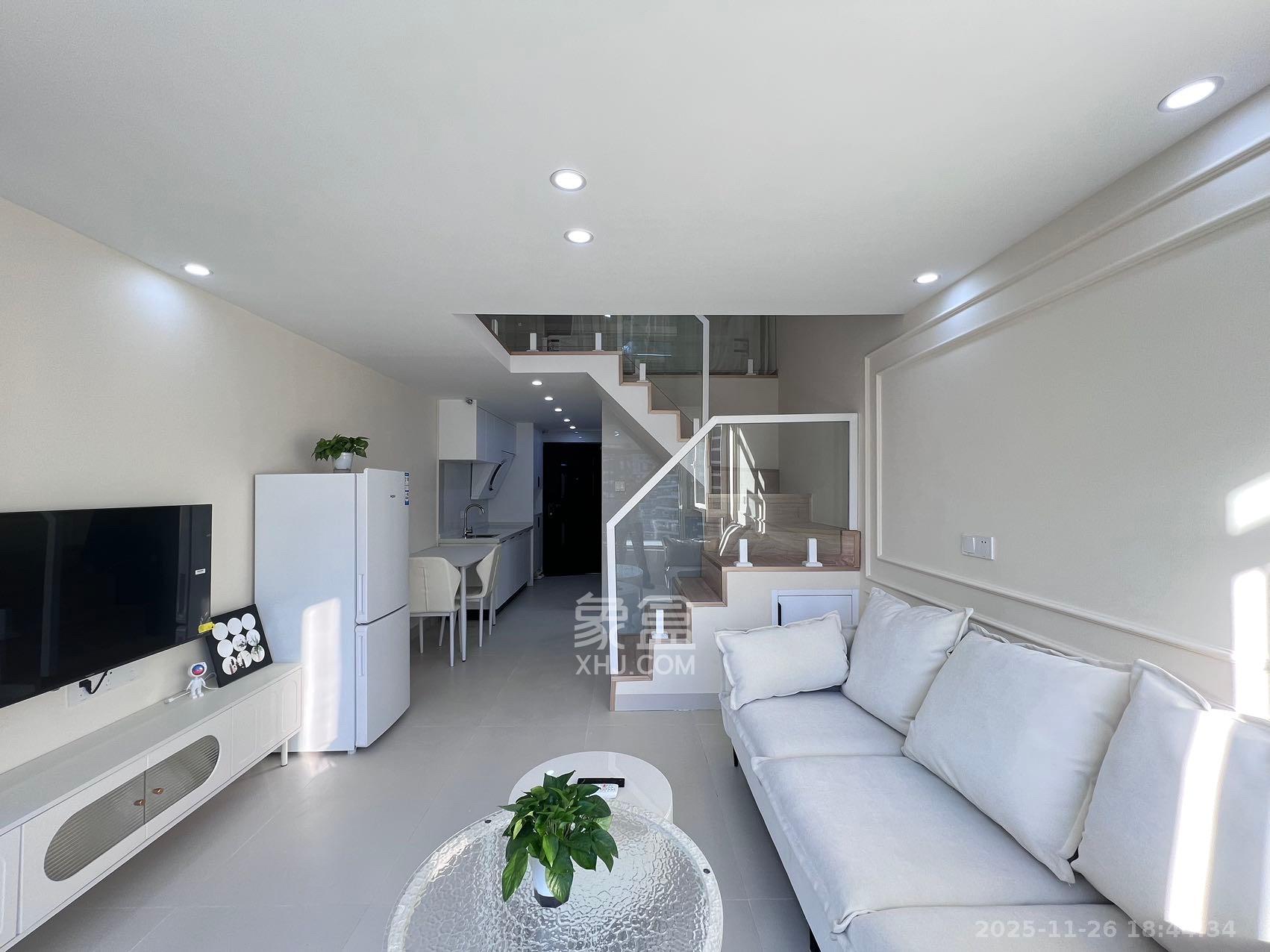 保利天禧EF区  1室0厅0卫    2800.0元/月室内图