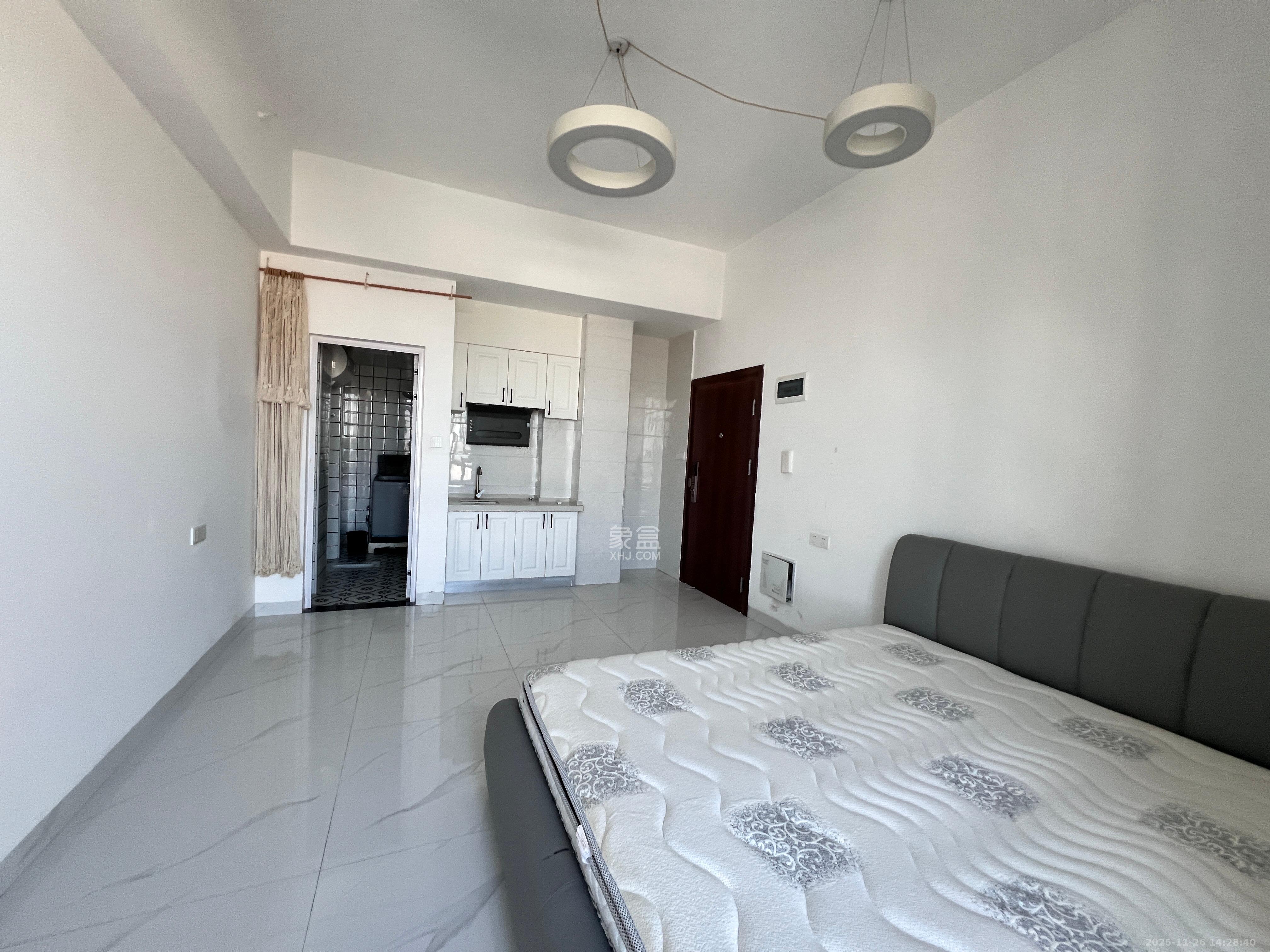 长沙高铁吾悦广场  1室1厅1卫    1600.0元/月室内图