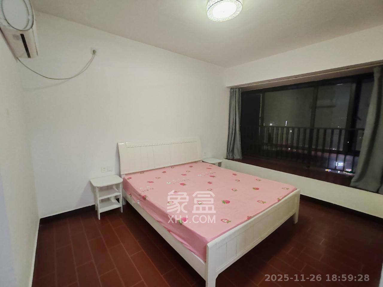 汇金城/嘉华城（二期、三期）  3室2厅2卫    2400.0元/月室内图