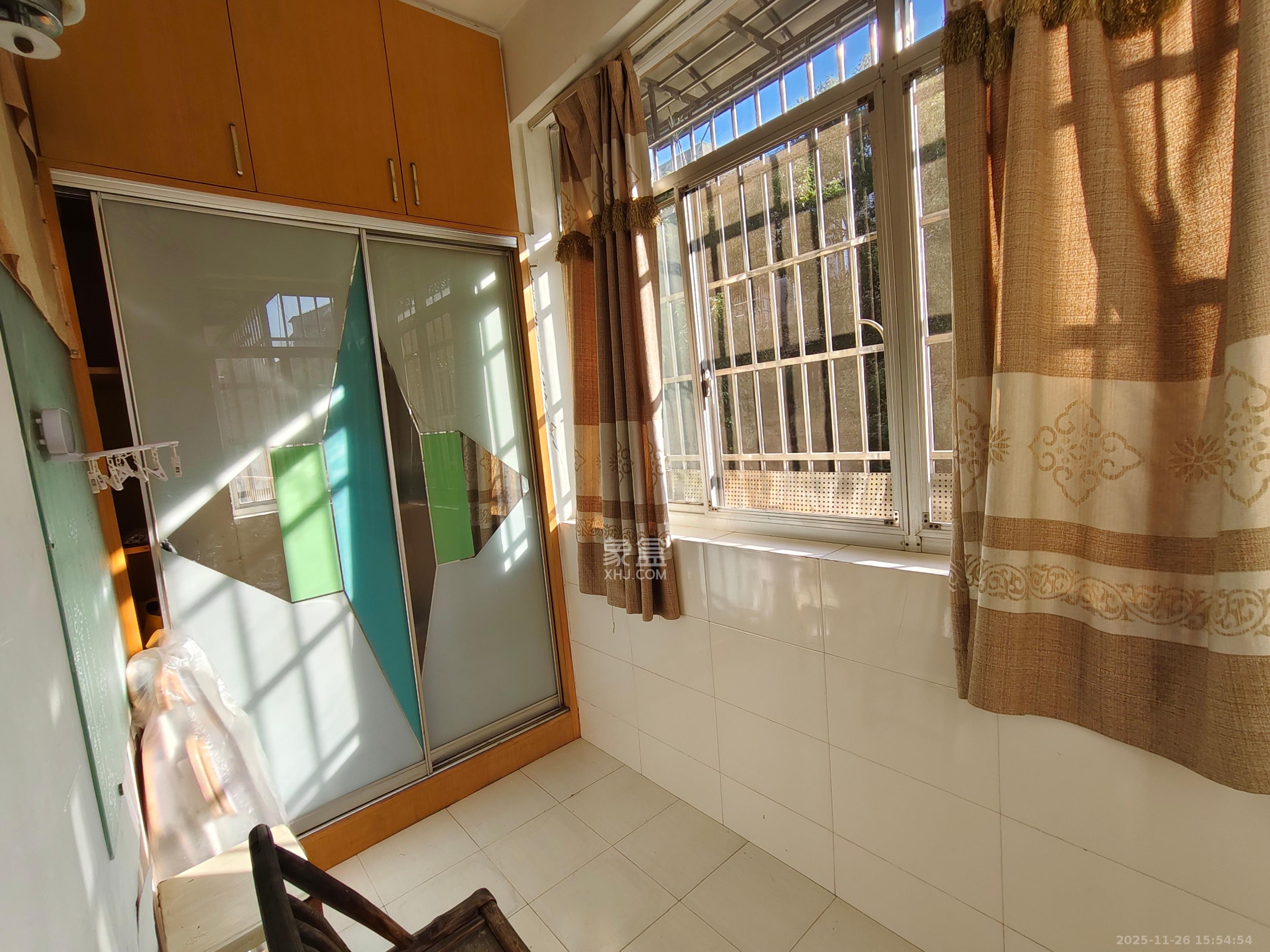 狮子山二片 2室1厅1卫 1200.0元/月 狮子山二片 2室1厅1卫 1200.0元/月室内图