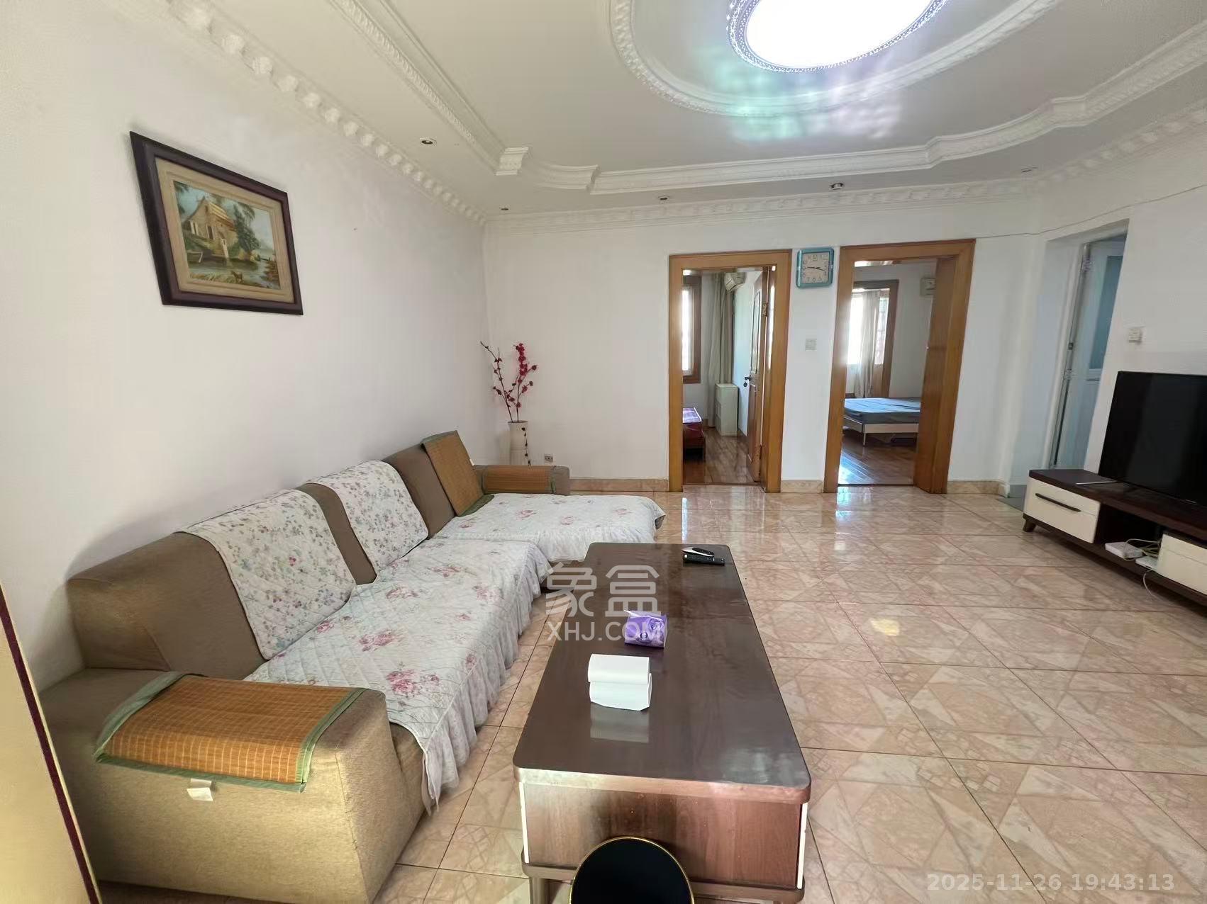 雨花大厦（云海大厦）  1室0厅0卫    1600.0元/月室内图1