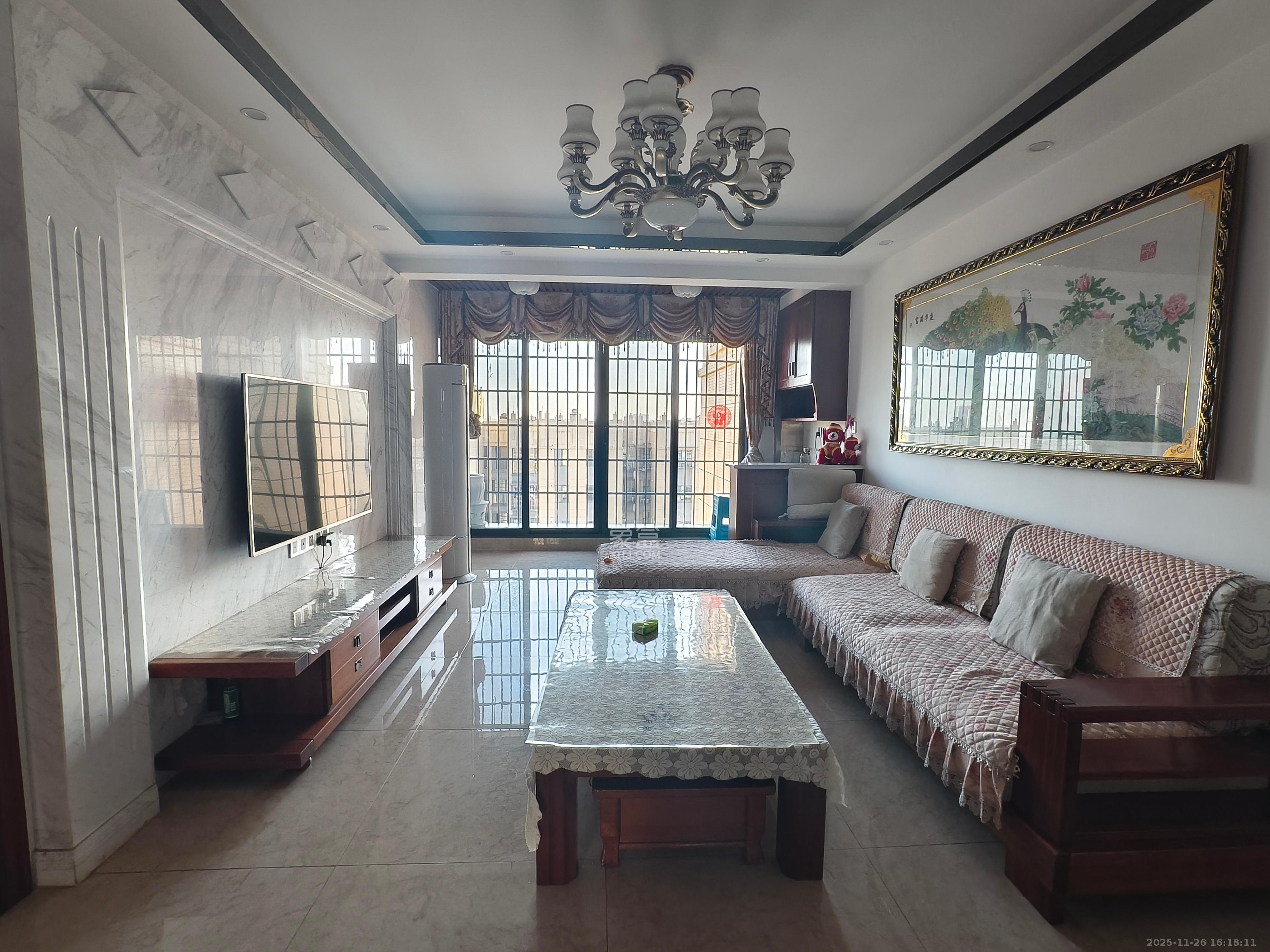 汇一城（汇壹公馆）  3室2厅1卫    2500.0元/月