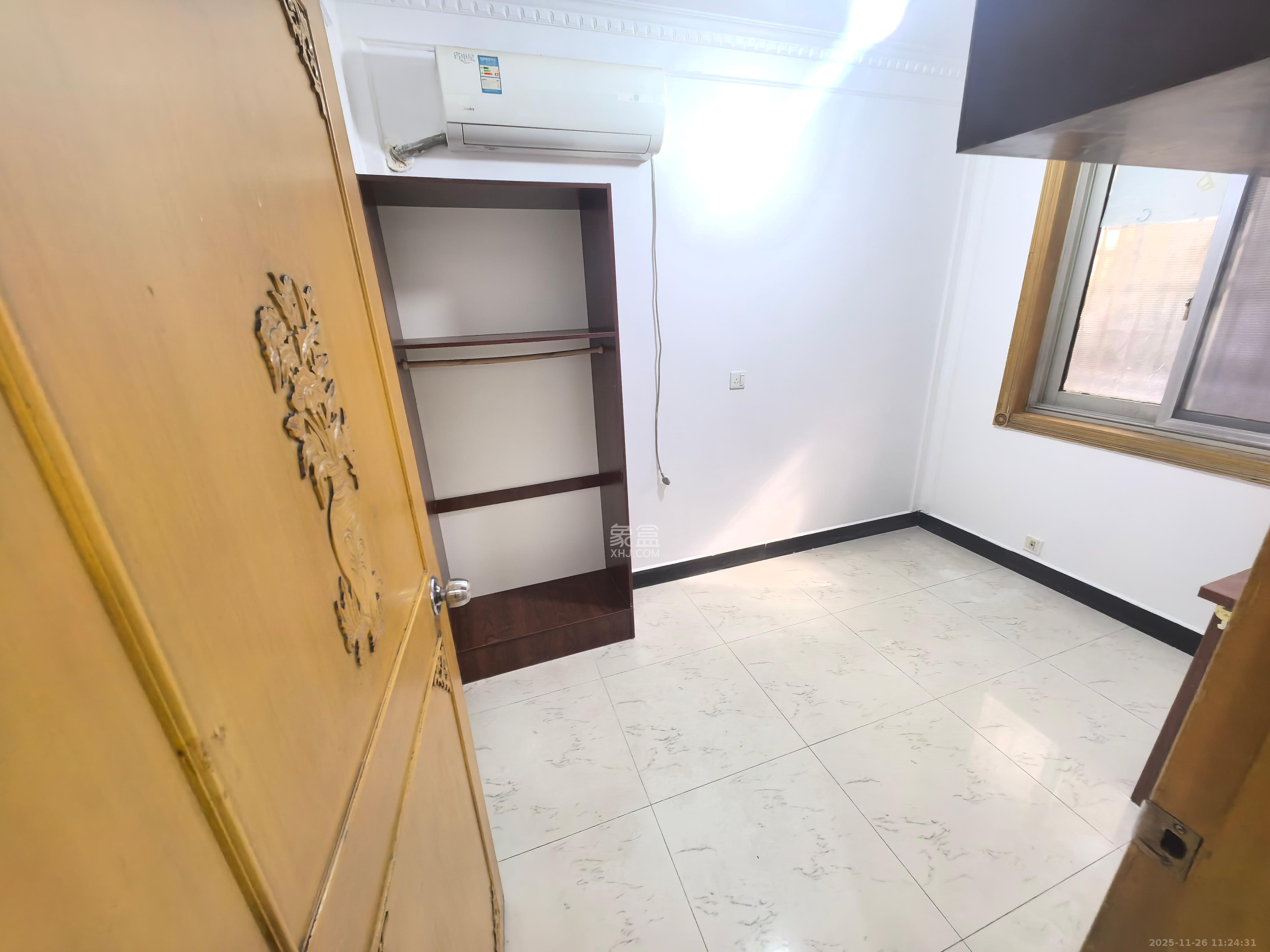 福乐凯公寓 3室2厅2卫 3600.0元/月 福乐凯公寓 3室2厅2卫 3600.0元/月室内图