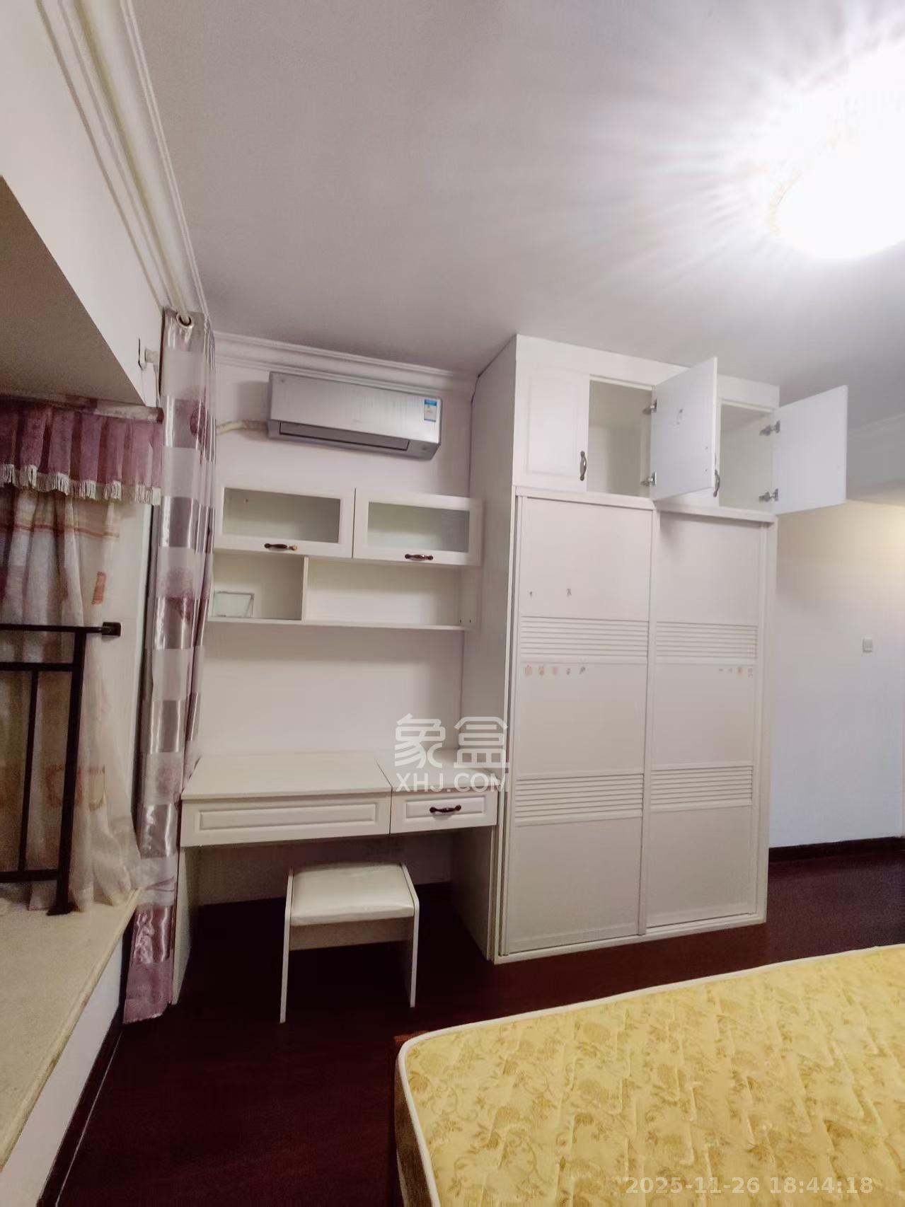 富基世纪公园 3室2厅2卫 1800.0元/月 富基世纪公园 3室2厅2卫 1800.0元/月室内图