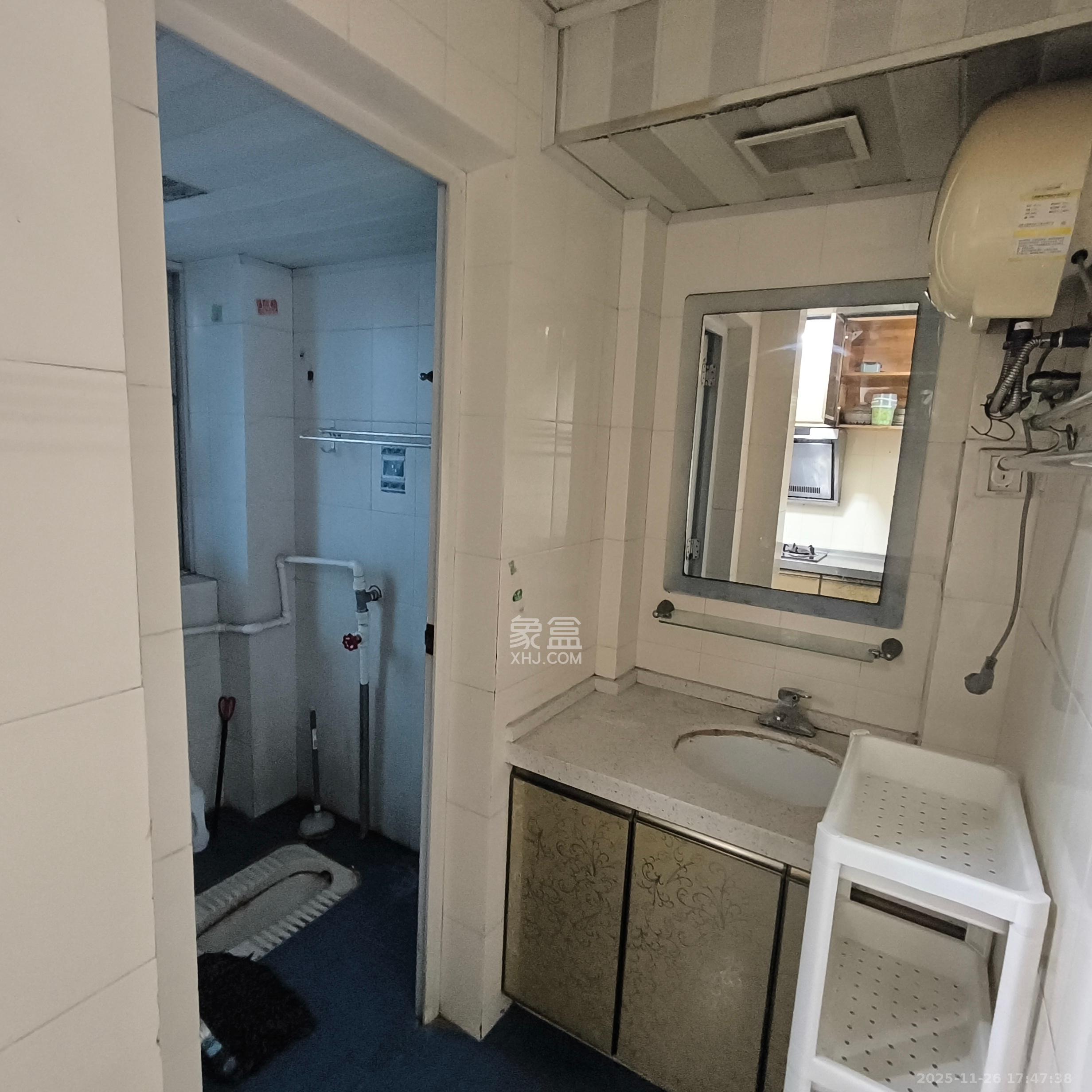 咸嘉新村嘉兴苑  1室2厅1卫    1520.0元/月室内图