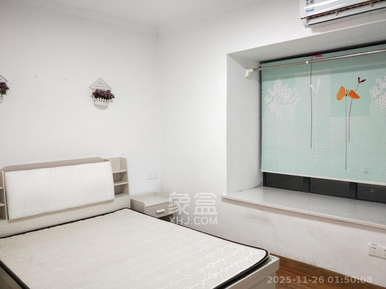 西子湖畔沃府  2室2厅1卫    2500.0元/月室内图