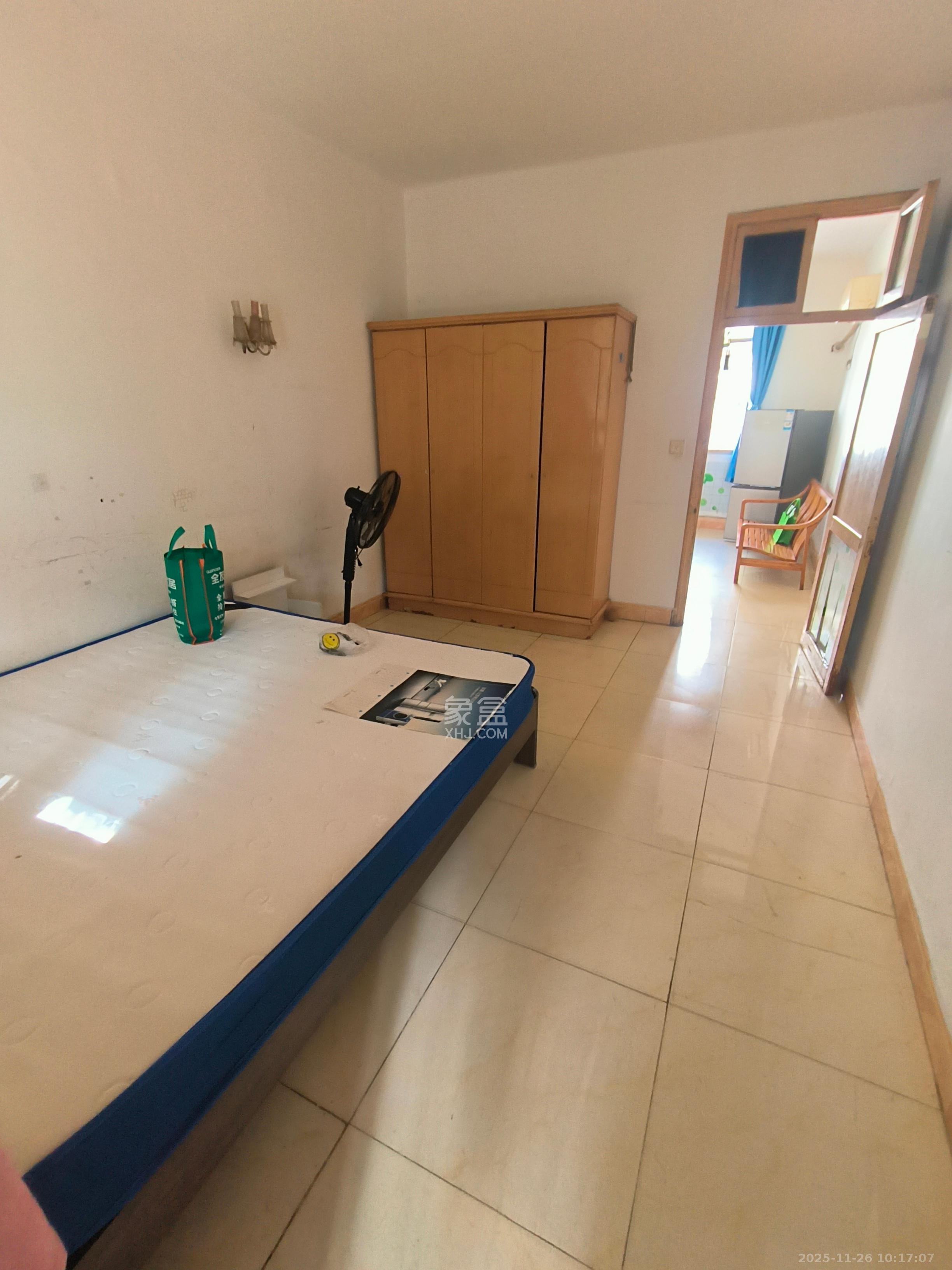 工农新村（工农桥社区）  1室1厅1卫    1200.0元/月室内图