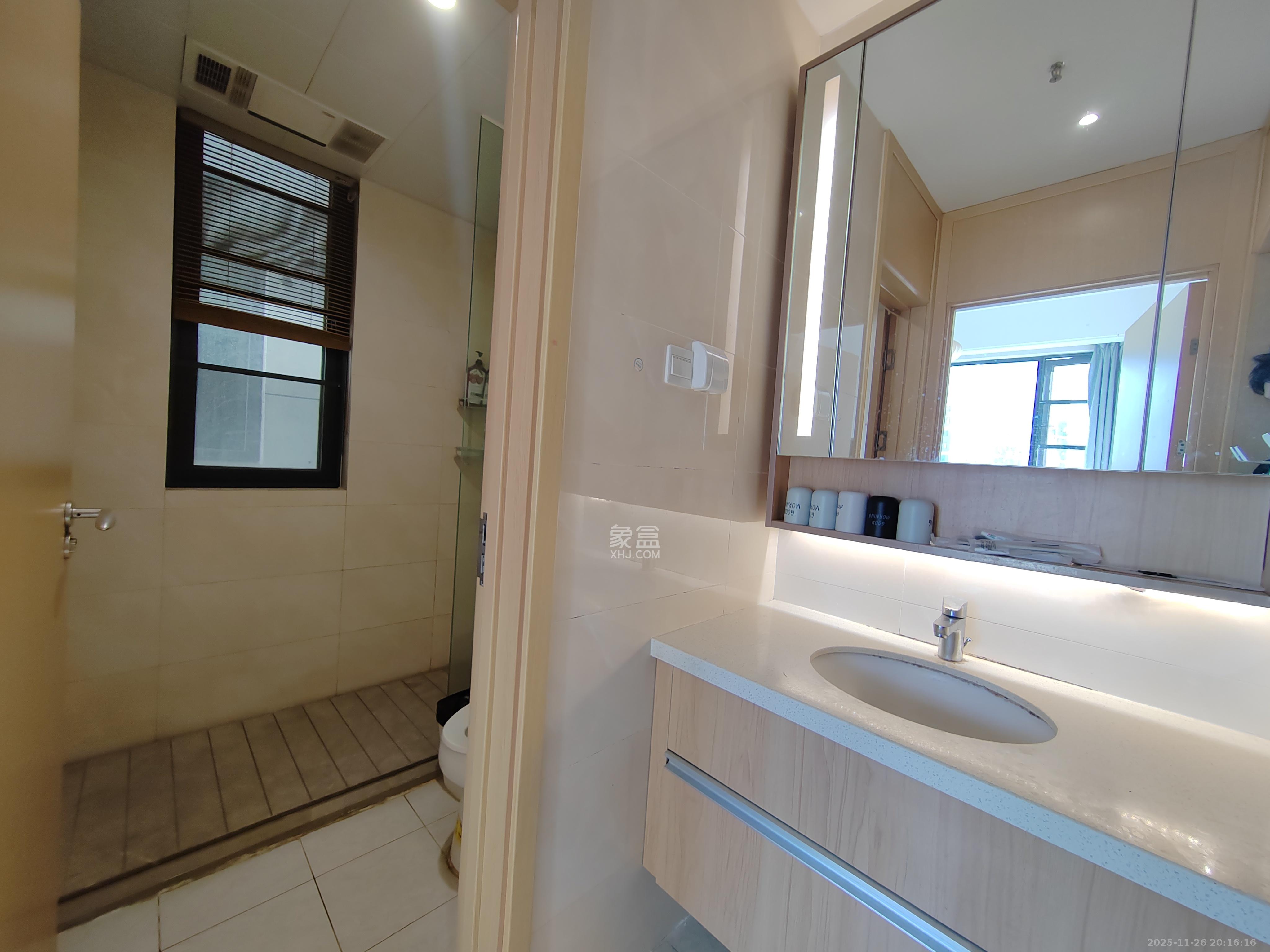 启迪协信中心  1室0厅0卫    3200.0元/月室内图