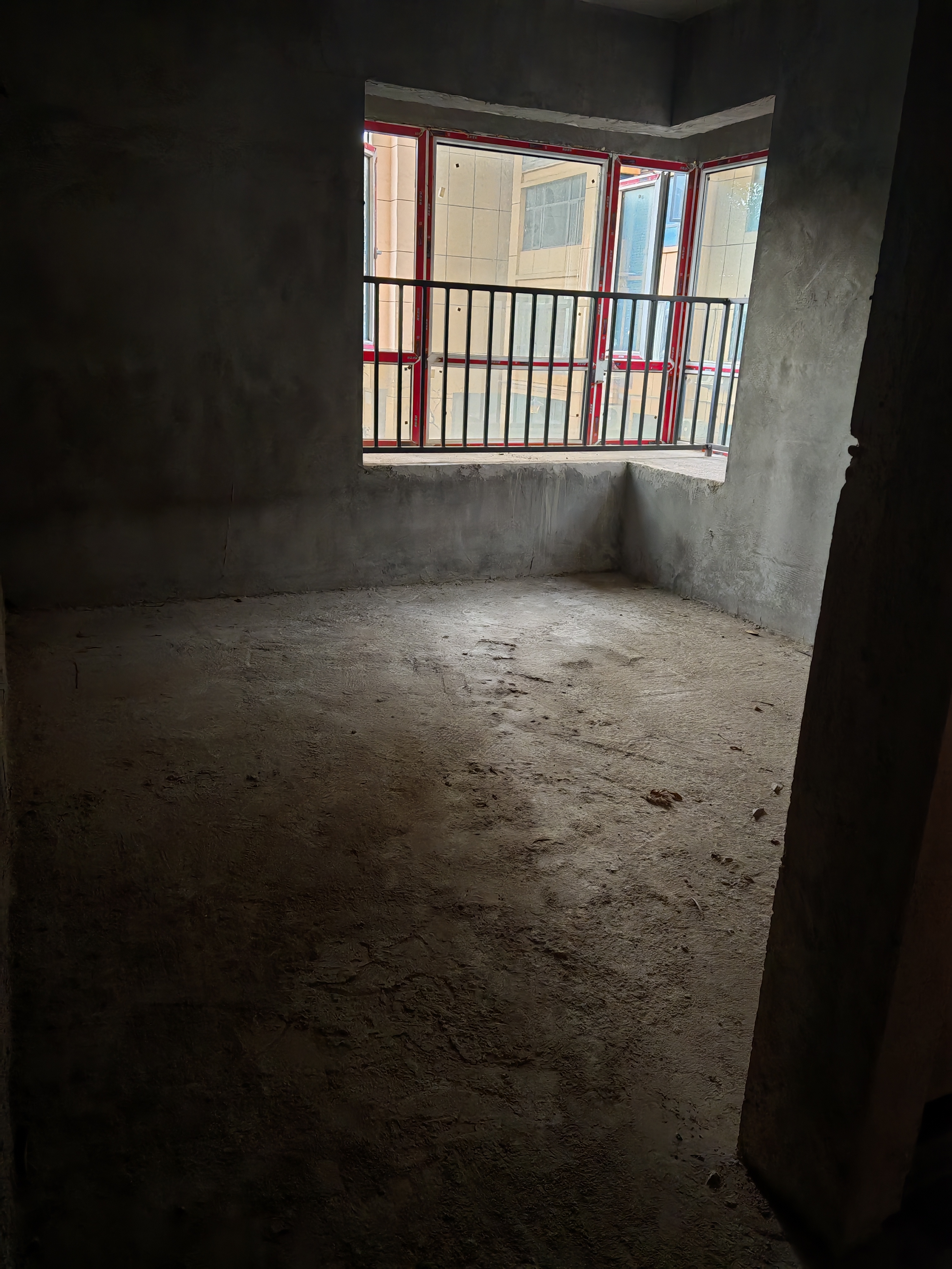 三星华厦  3室2厅2卫    80.0万