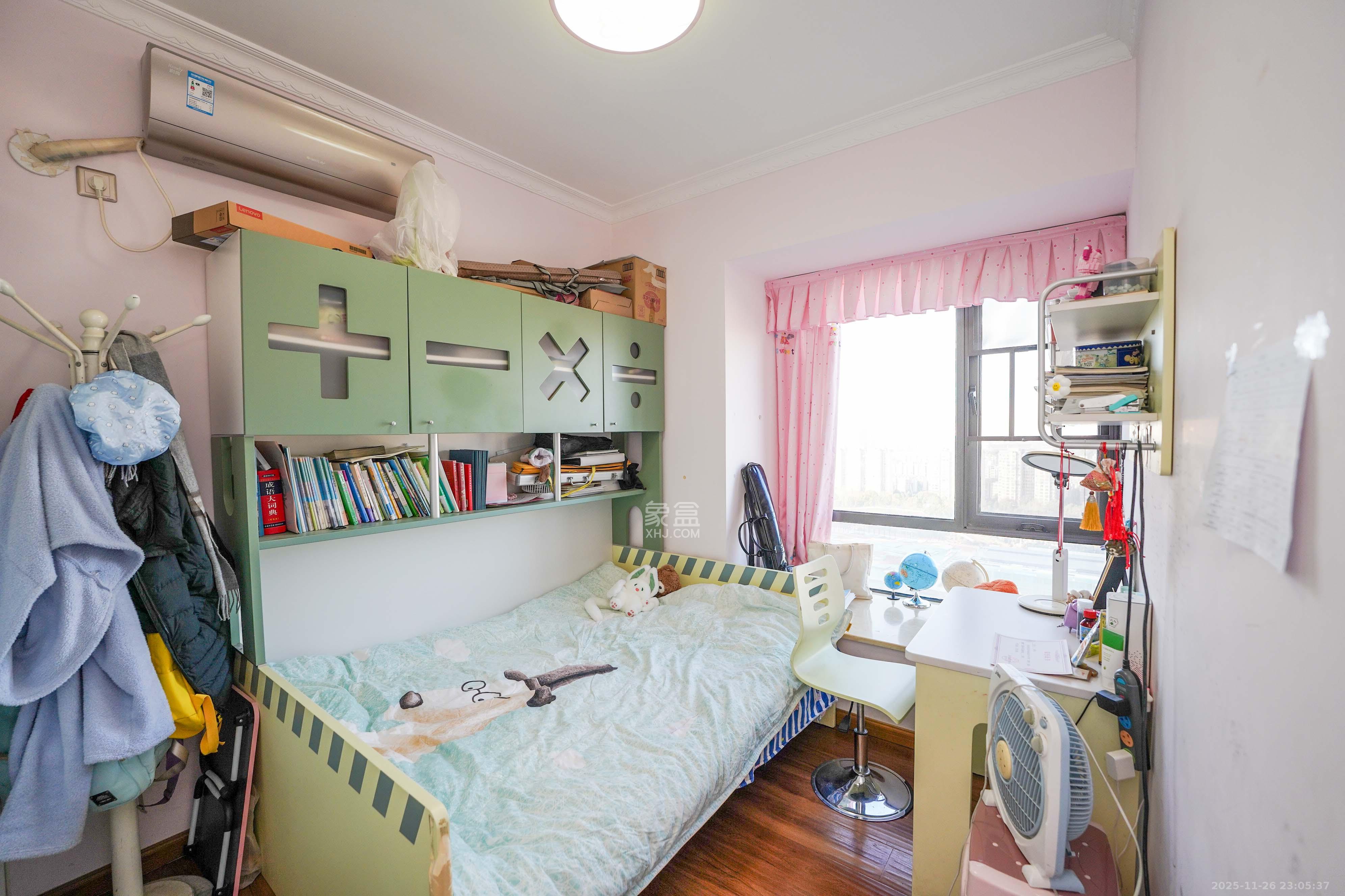 汇金城/嘉华城（二期、三期）  2室2厅1卫    85.0万卧室