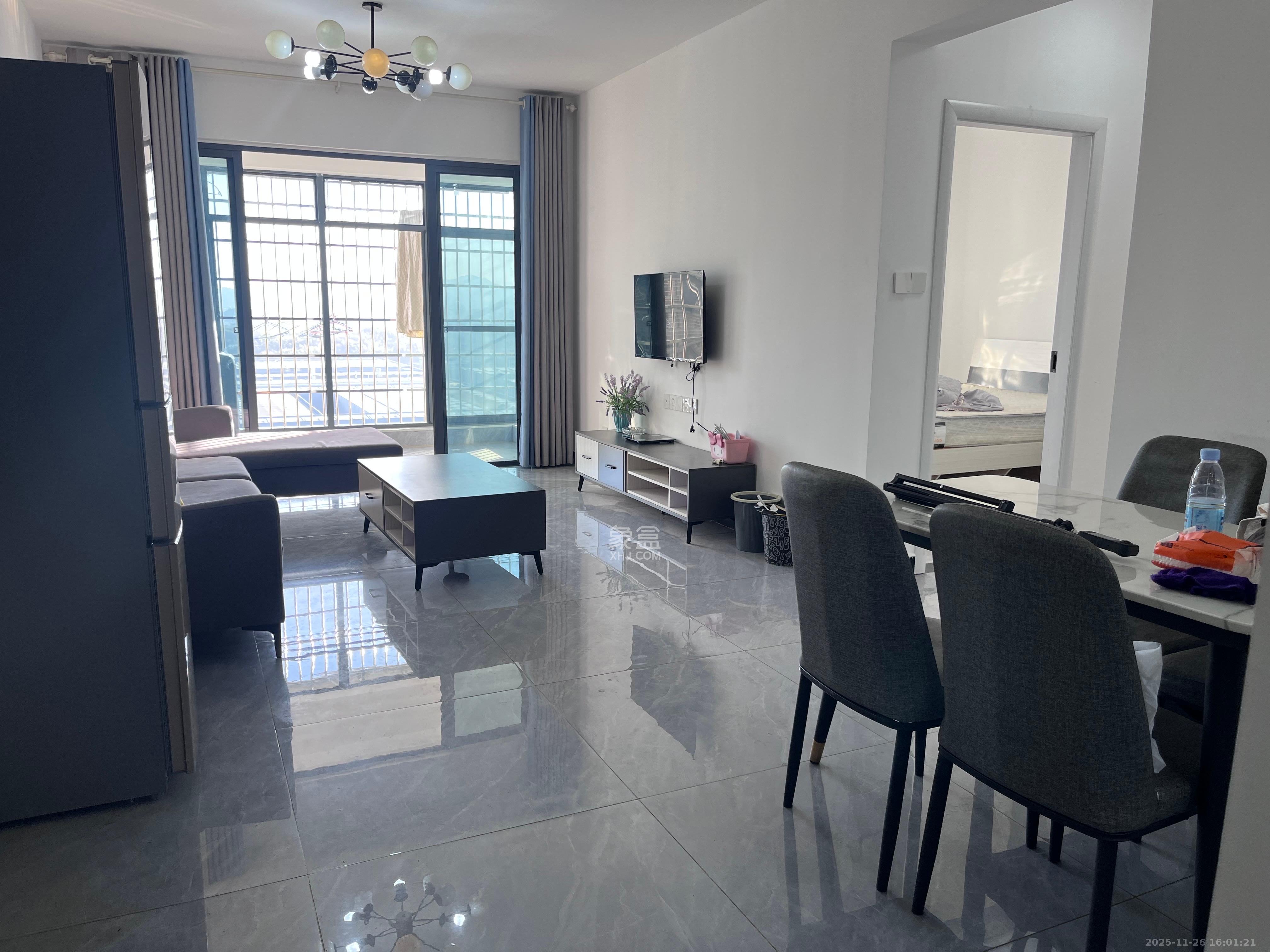 真人桥家园一期  2室2厅1卫    1700.0元/月室内图