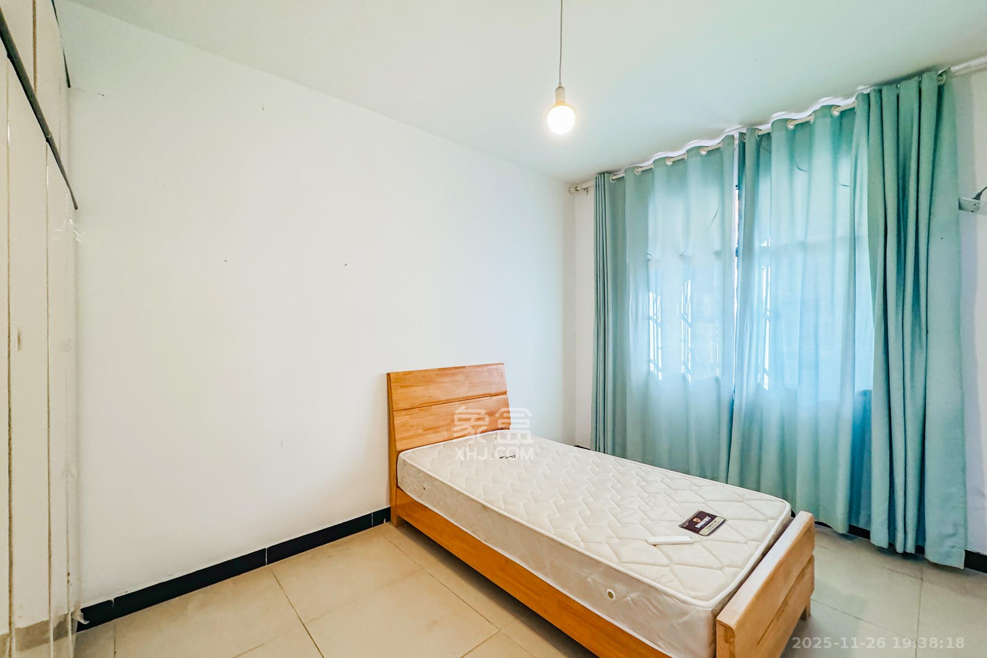 望月湖小区九片 2室1厅1卫 59.0万 望月湖小区九片 2室1厅1卫 59.0万卧室