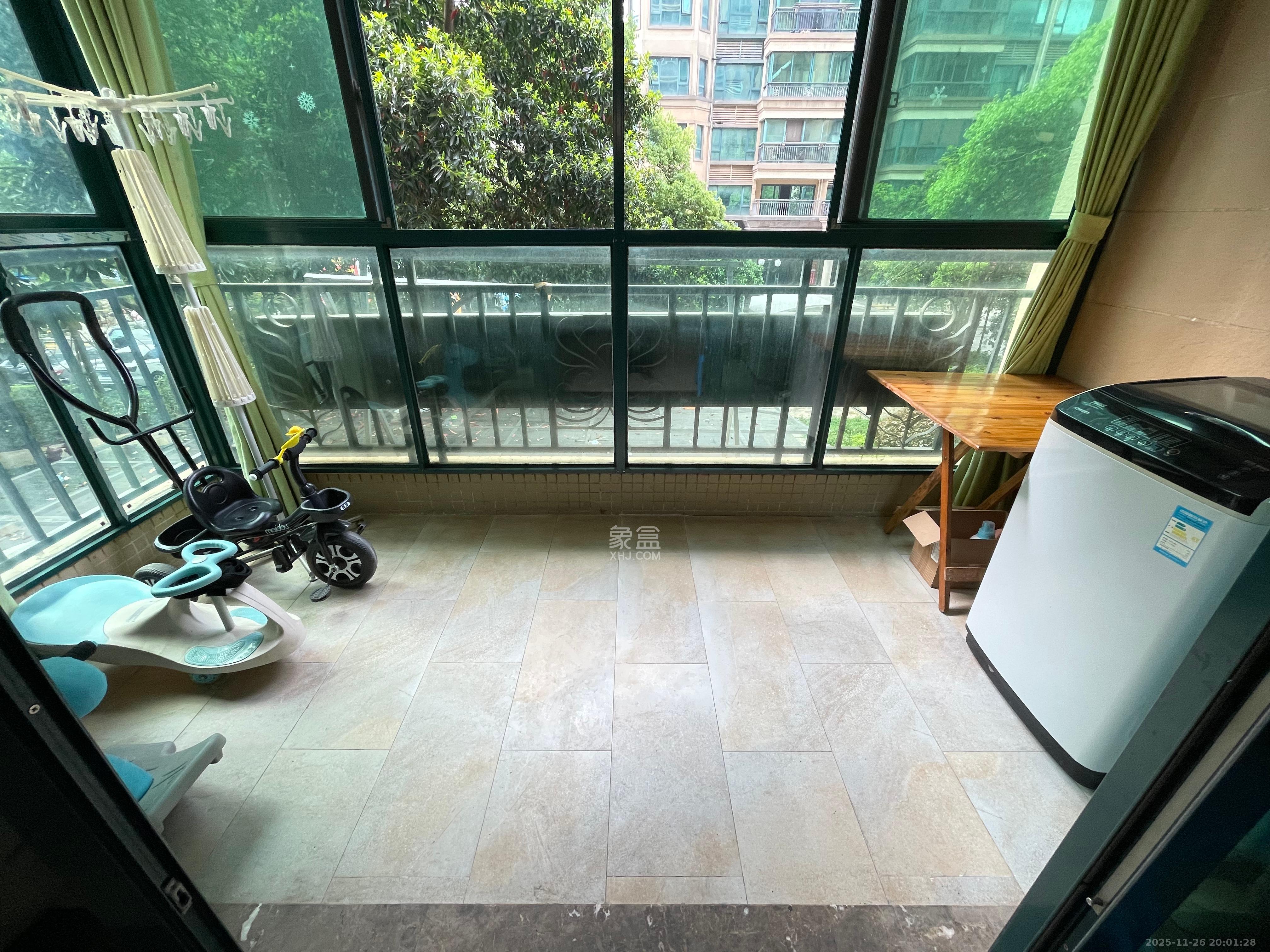 恒大名都 3室2厅1卫 1500.0元/月 恒大名都 3室2厅1卫 1500.0元/月室内图