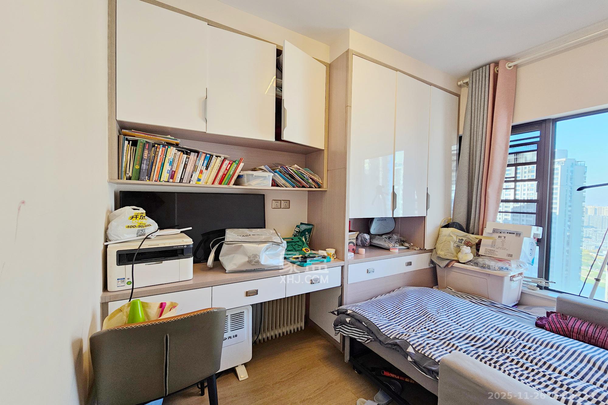 阳光城尚东湾愉景苑 3室2厅2卫 124.0万 阳光城尚东湾愉景苑 3室2厅2卫 124.0万卧室