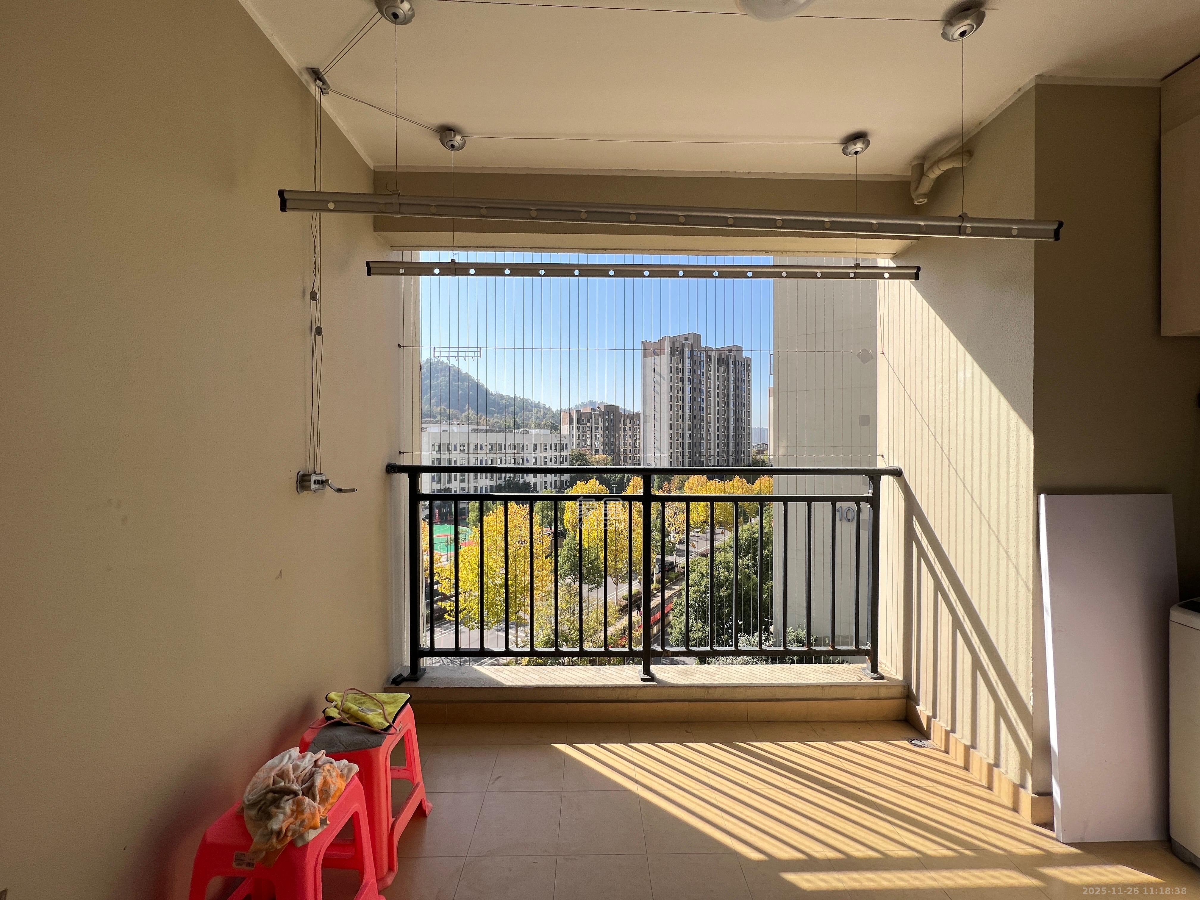 万科里梅溪郡 3室2厅1卫 3200.0元/月 万科里梅溪郡 3室2厅1卫 3200.0元/月室内图