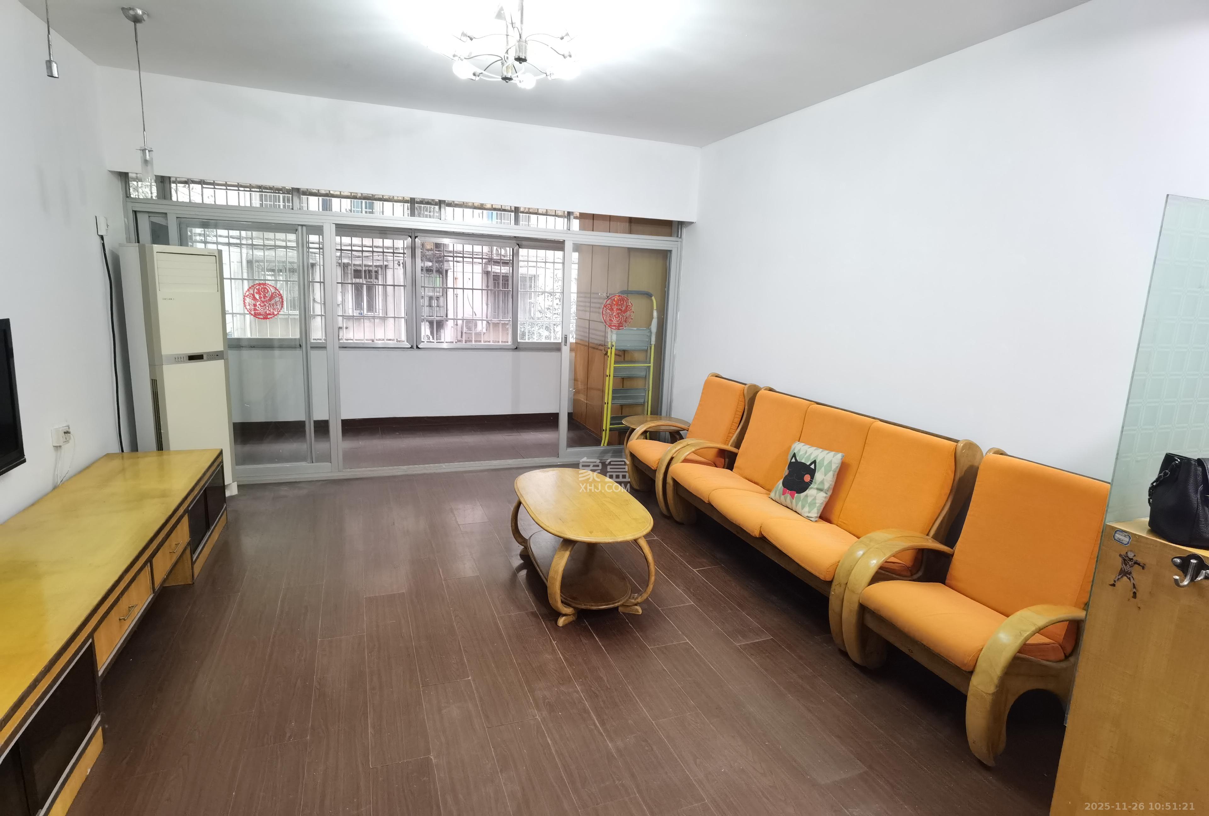 杏林小区  2室2厅1卫    2000.0元/月室内图1