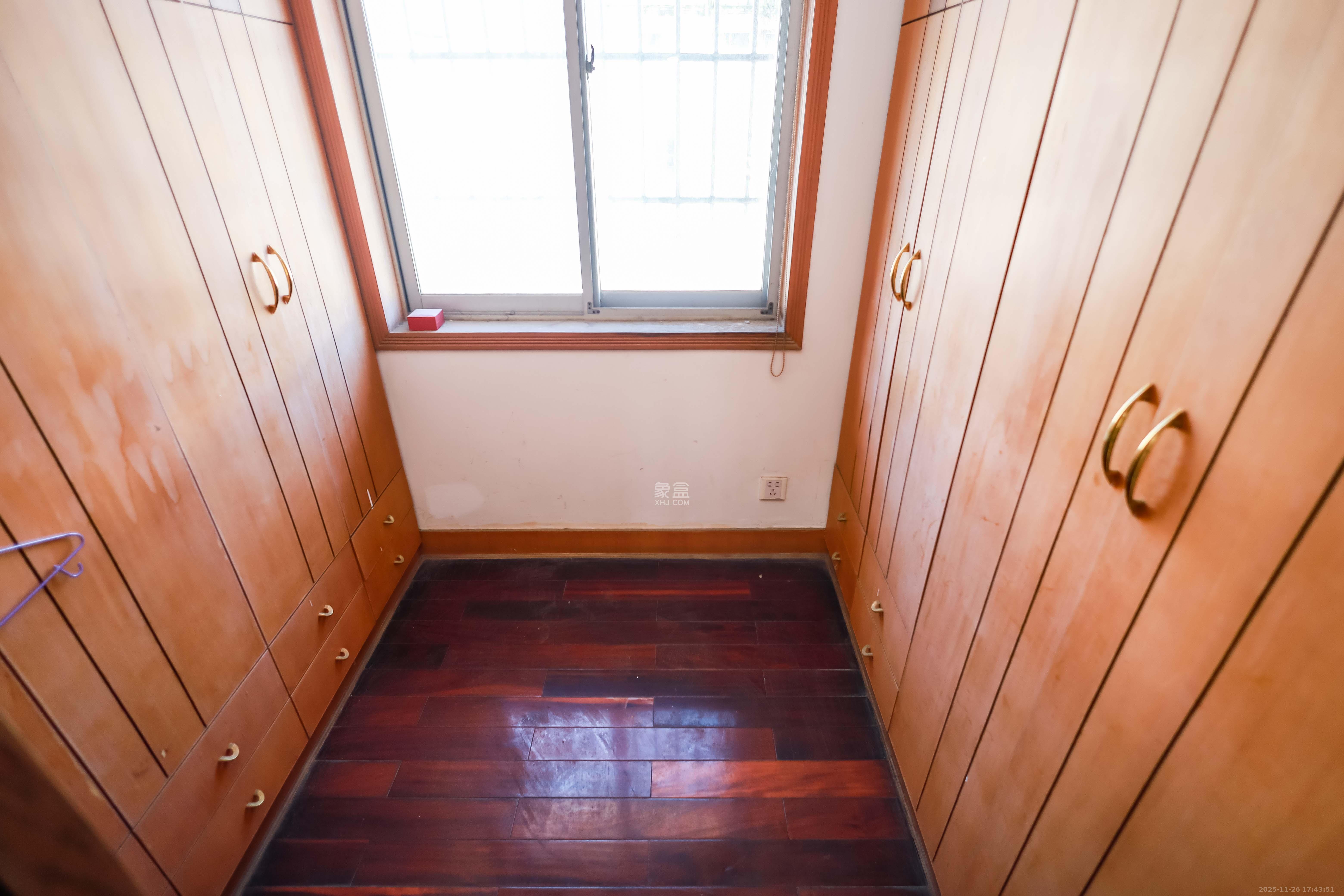 咸嘉新村嘉兴苑 5室3厅3卫 165.0万 咸嘉新村嘉兴苑 5室3厅3卫 165.0万其他