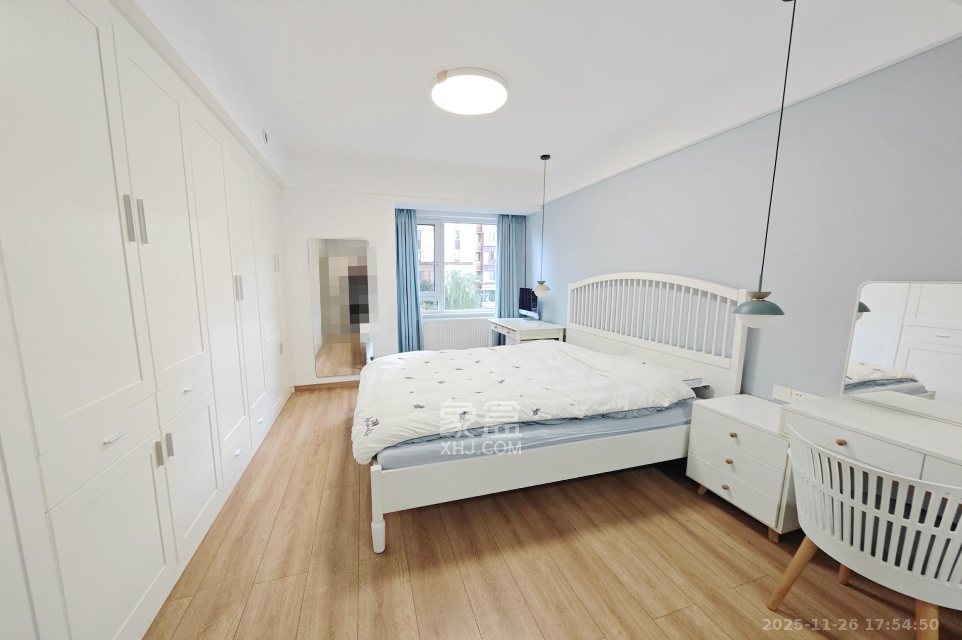 建发中央悦府 4室2厅2卫 189.0万 建发中央悦府 4室2厅2卫 189.0万卧室