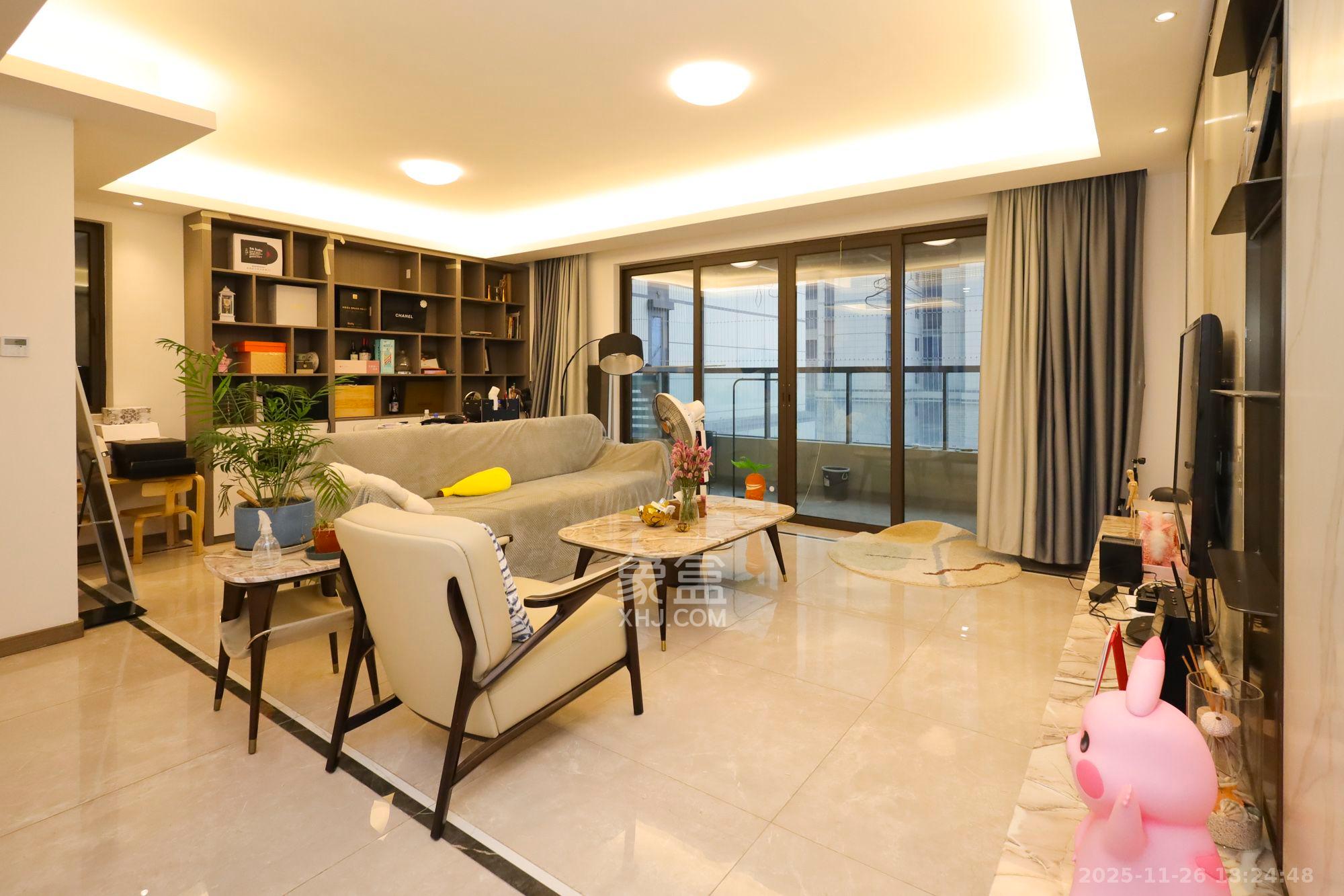 龙湖铂金中心（龙湖春江郦城）  3室2厅2卫    4800.0元/月室内图