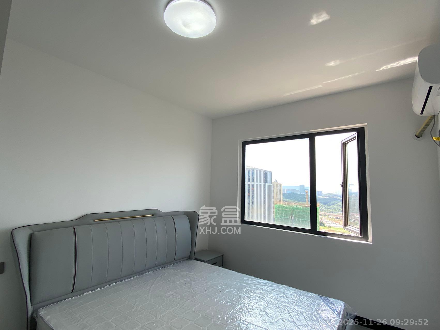 荣盛岳麓峰景 3室2厅2卫 2200.0元/月 荣盛岳麓峰景 3室2厅2卫 2200.0元/月室内图