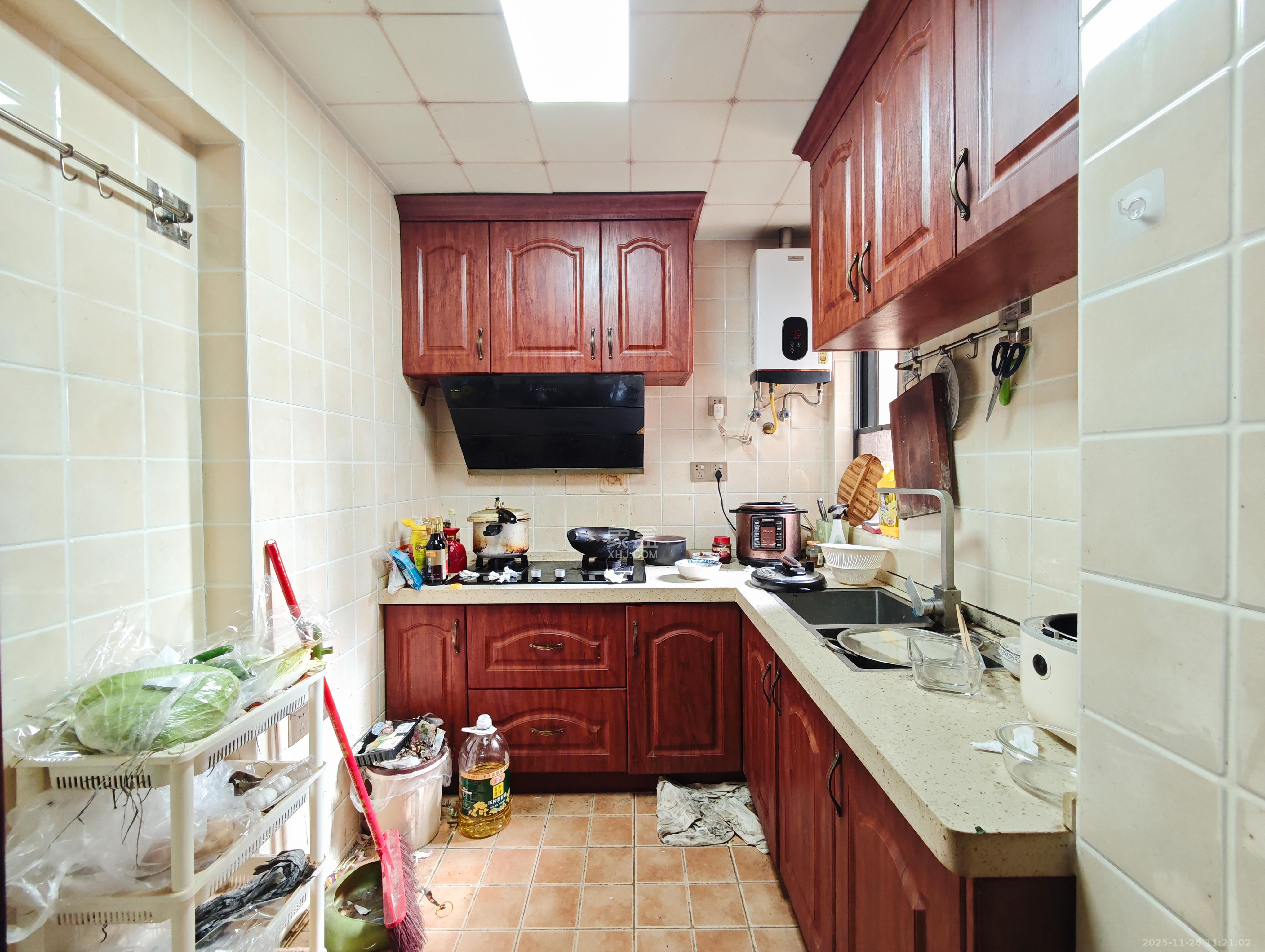 保利城（中航城国际社区、郡原美村）  4室2厅2卫    85.0万其他