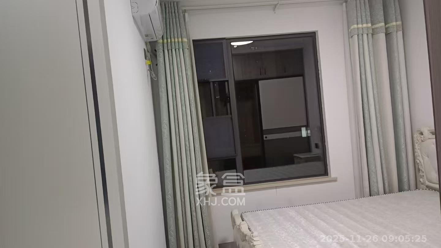 东合新苑  2室2厅1卫    2000.0元/月室内图