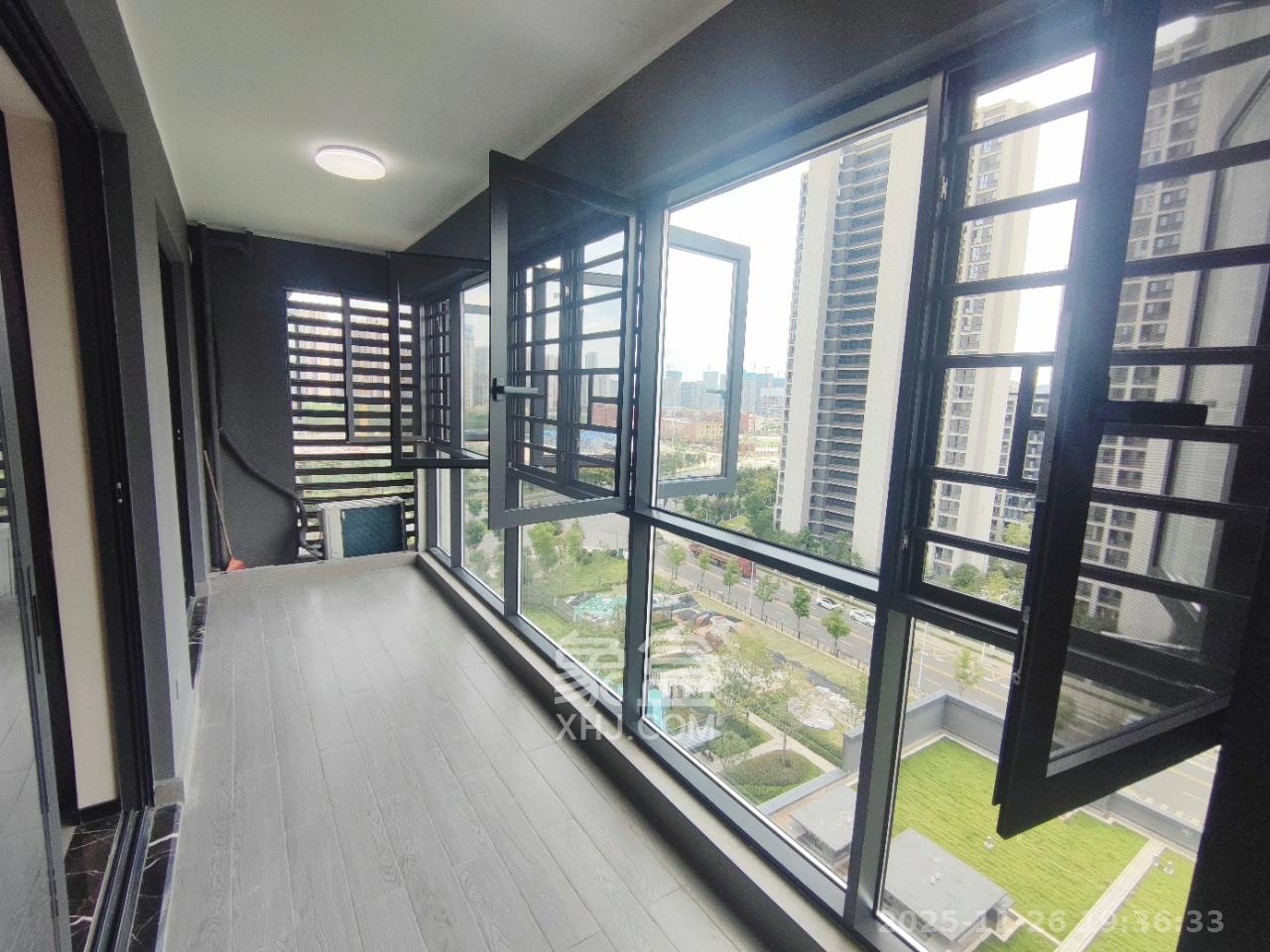 中海麓山境北区  4室2厅2卫    3000.0元/月室内图