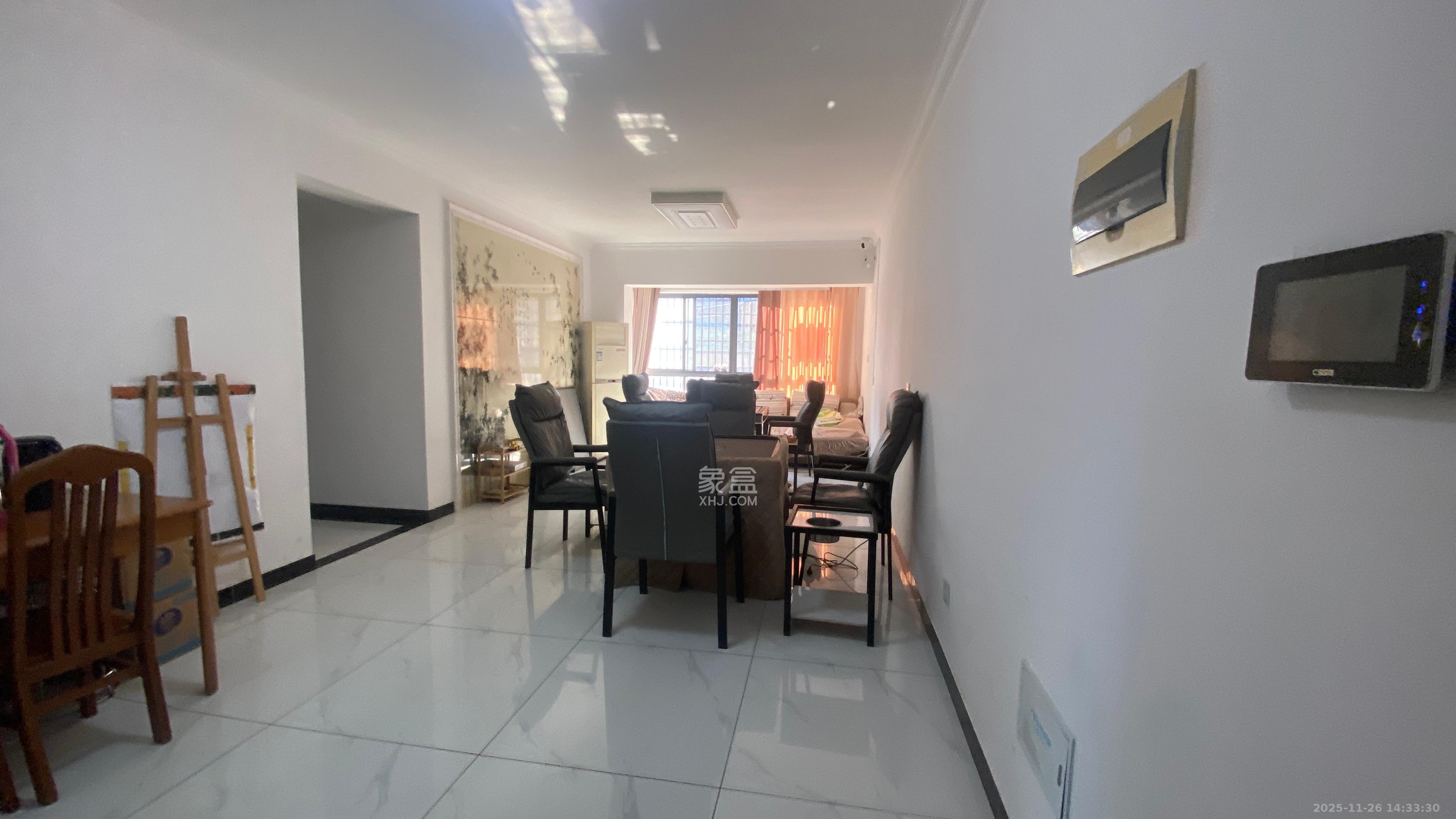 方略城市广场  3室2厅1卫    2000.0元/月室内图