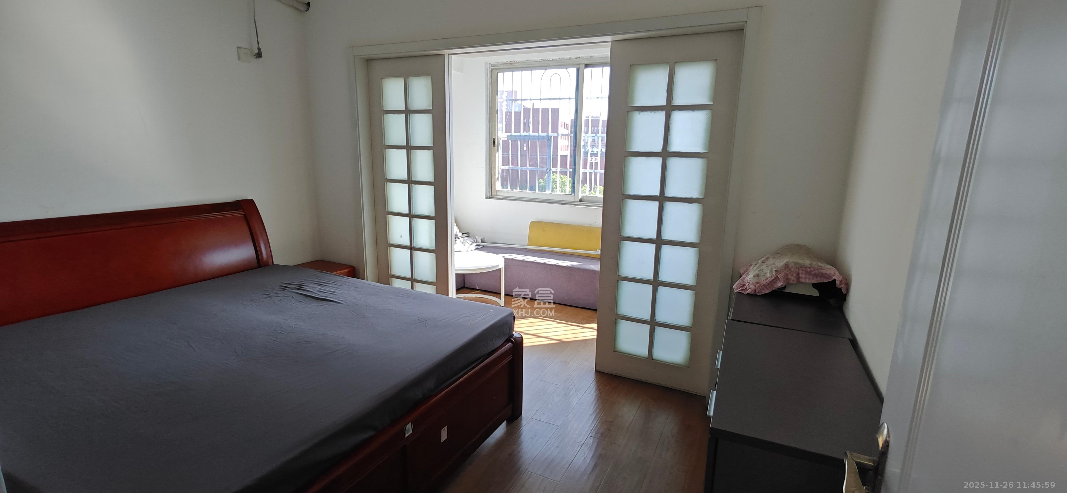 湘华公寓 2室2厅1卫 1800.0元/月 湘华公寓 2室2厅1卫 1800.0元/月室内图