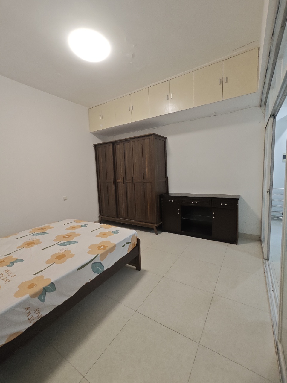 金茂大厦  1室1厅1卫    1900.0元/月室内图