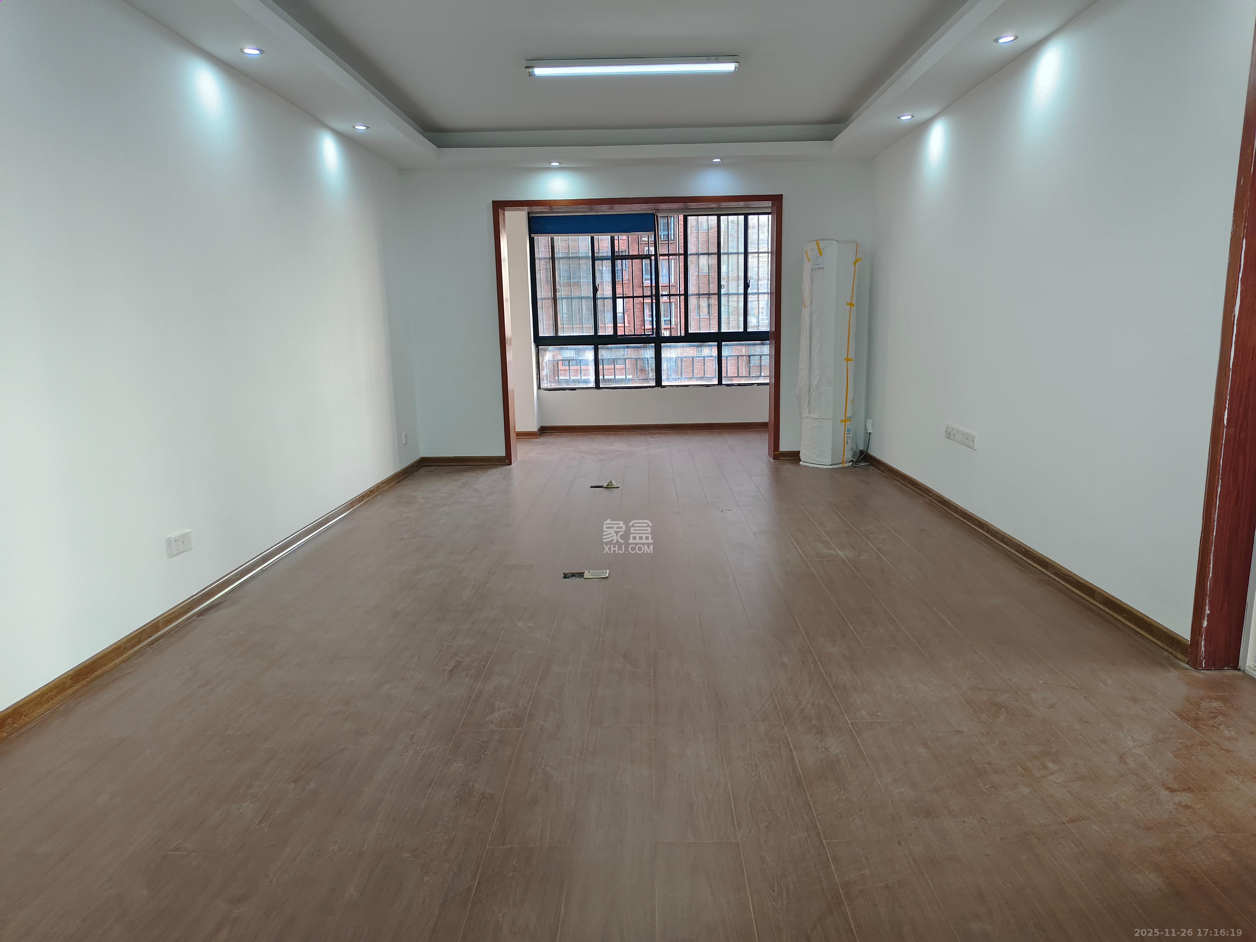 东玺门 3室2厅2卫 2800.0元/月 东玺门 3室2厅2卫 2800.0元/月室内图