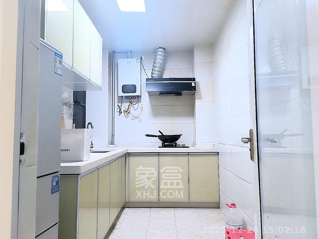 怡海星城  2室2厅1卫    1500.0元/月室内图