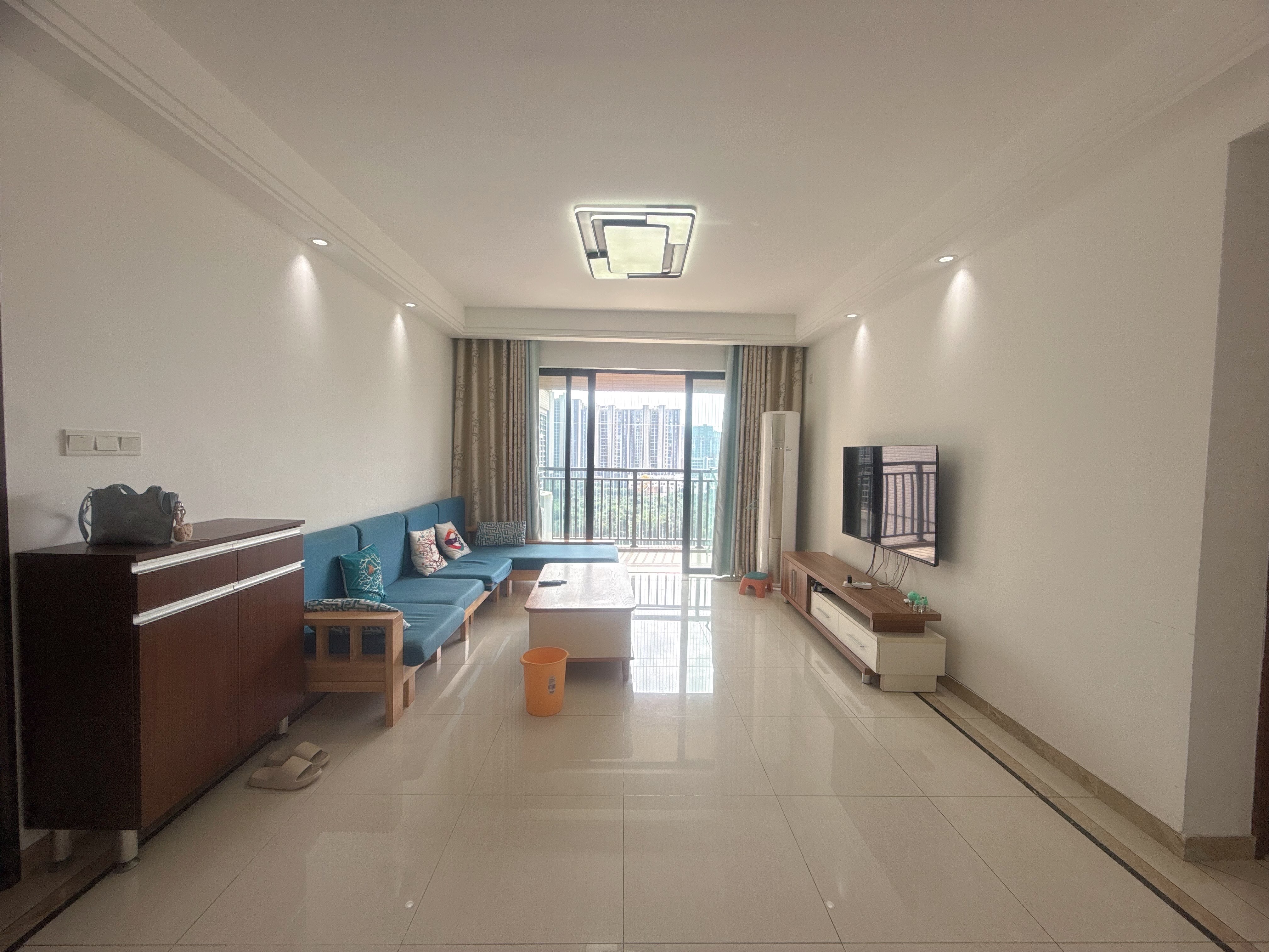 中海锦城 3室2厅2卫 3700.0元/月 中海锦城 3室2厅2卫 3700.0元/月室内图