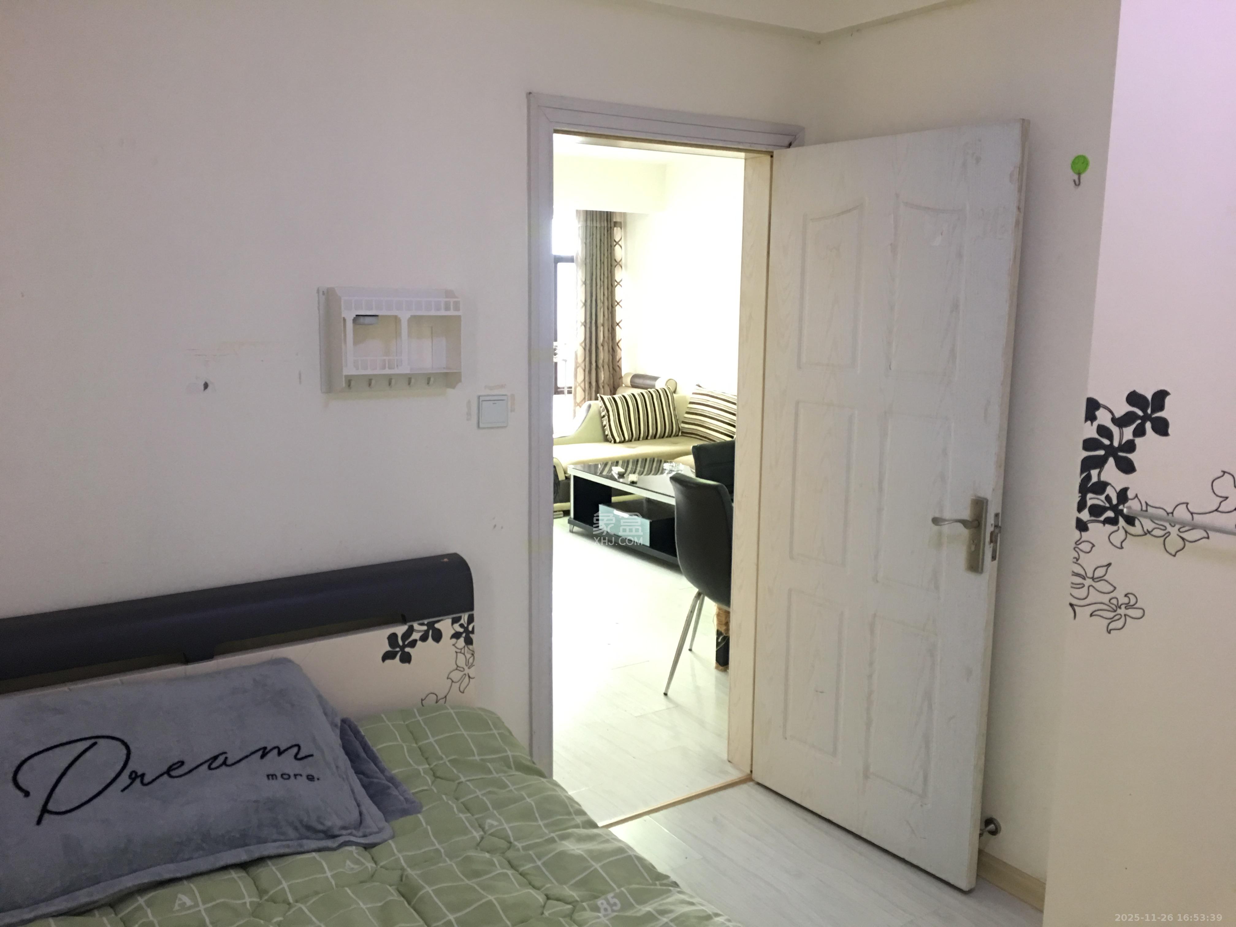 铂宫  2室2厅1卫    2500.0元/月室内图