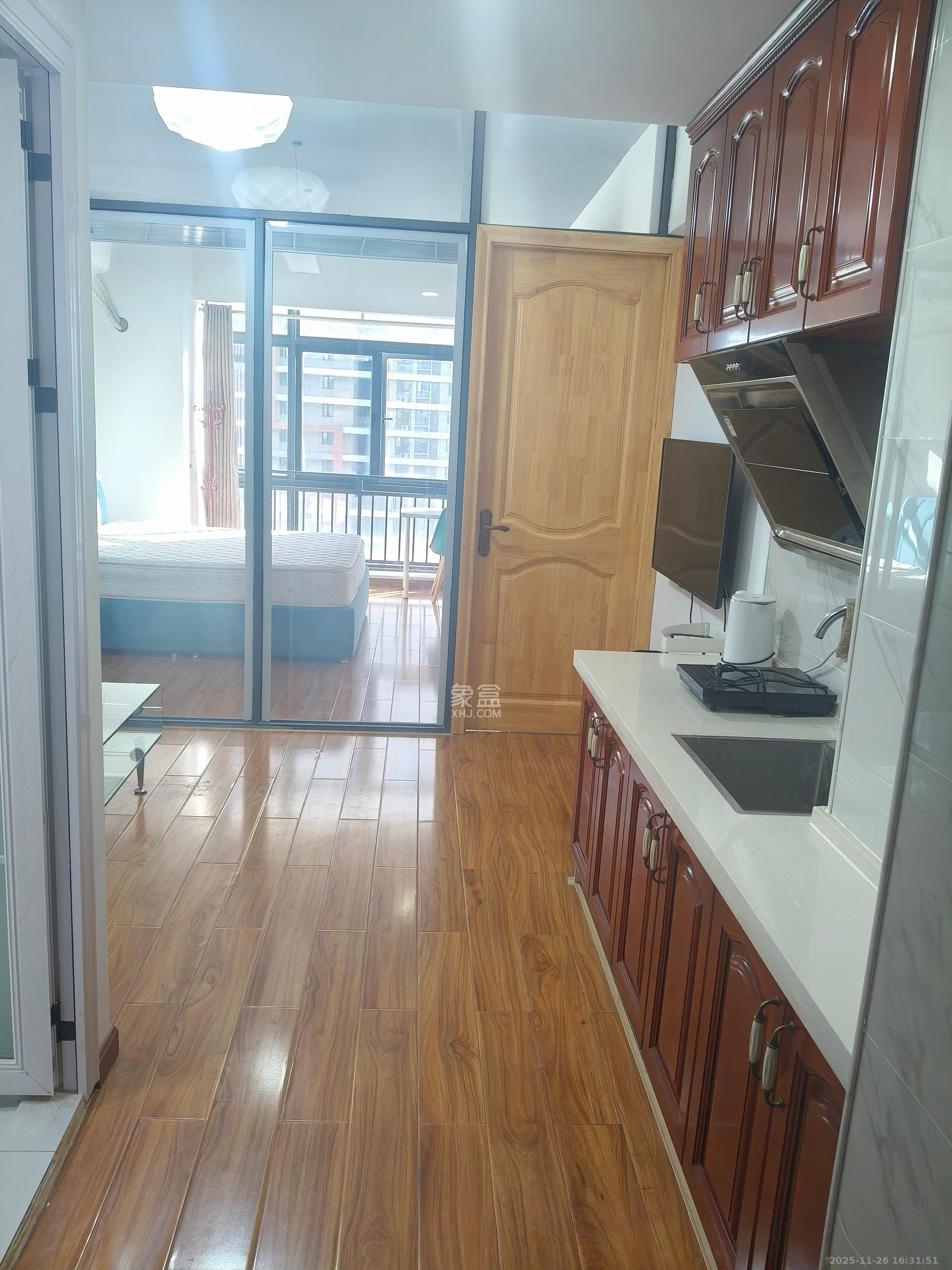 方略城市广场  1室0厅0卫    1500.0元/月