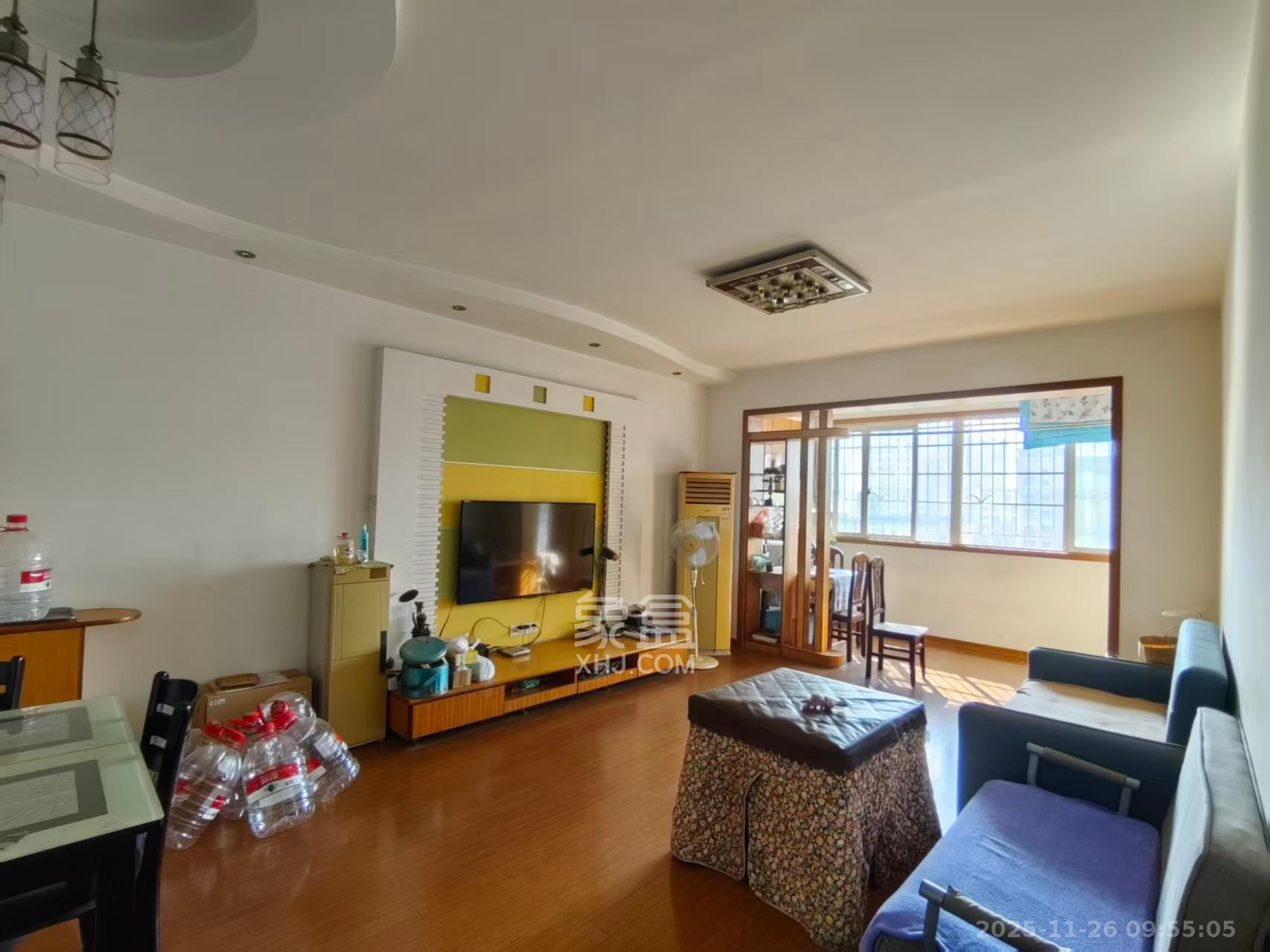 中扬华苑 2室2厅1卫 2200.0元/月 中扬华苑 2室2厅1卫 2200.0元/月室内图