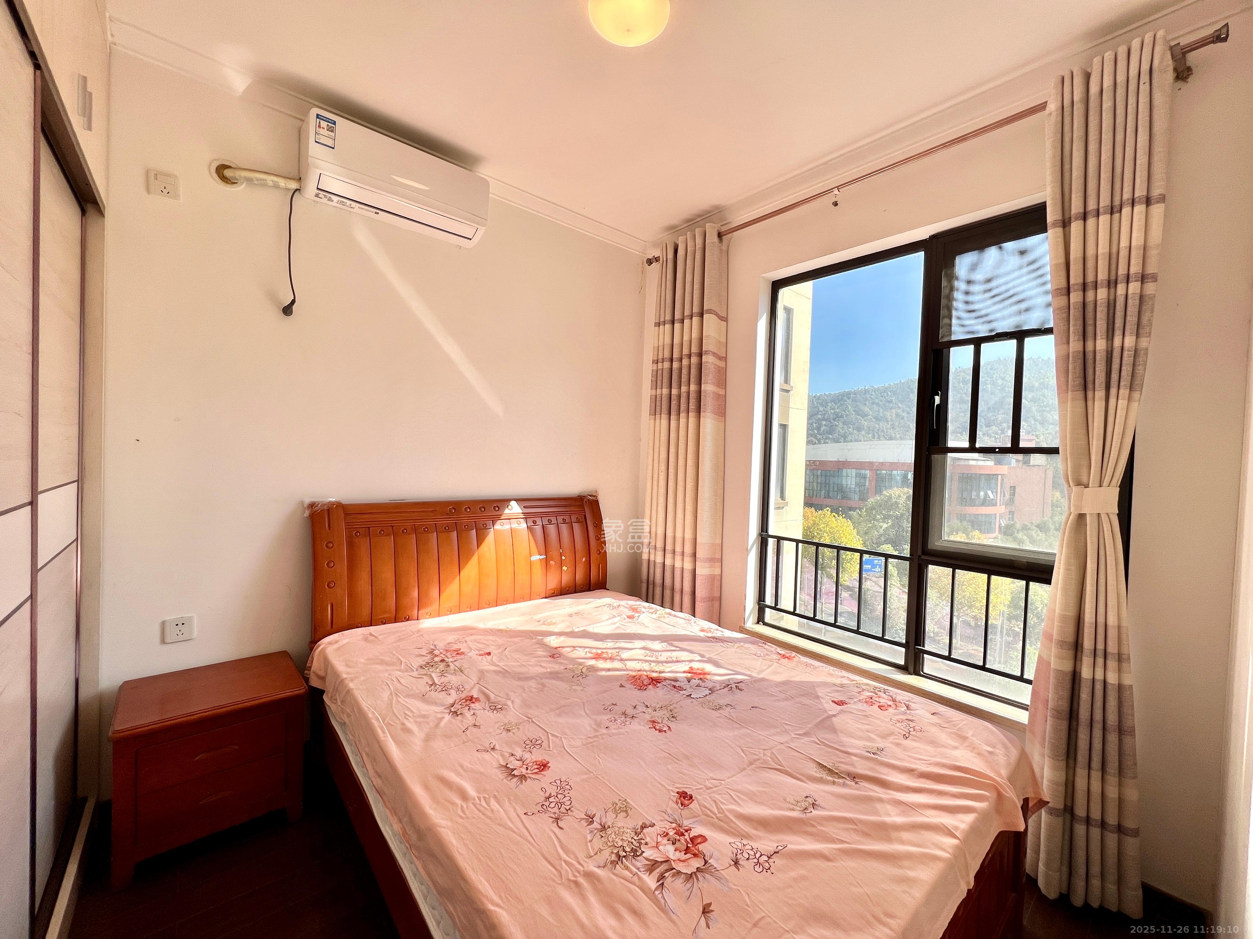 万科里梅溪郡 3室2厅1卫 3200.0元/月 万科里梅溪郡 3室2厅1卫 3200.0元/月室内图