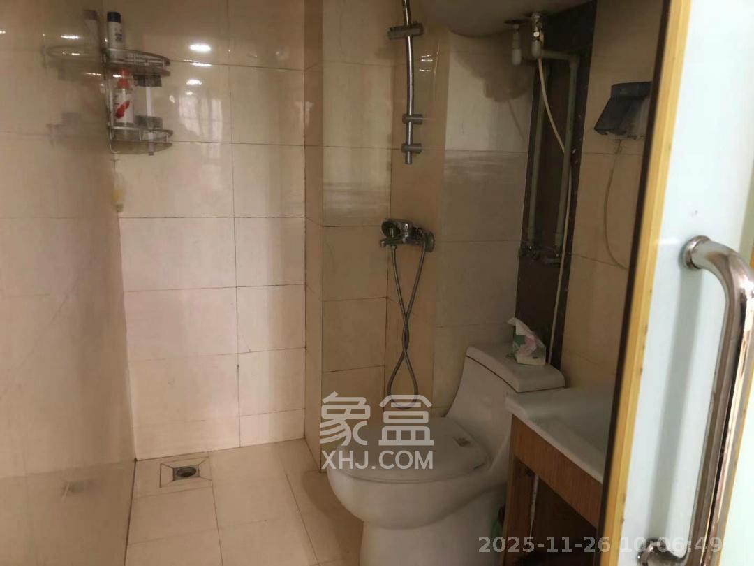 中信文化广场(中信新城二期) 1室2厅1卫 1000.0元/月 中信文化广场(中信新城二期) 1室2厅1卫 1000.0元/月室内图