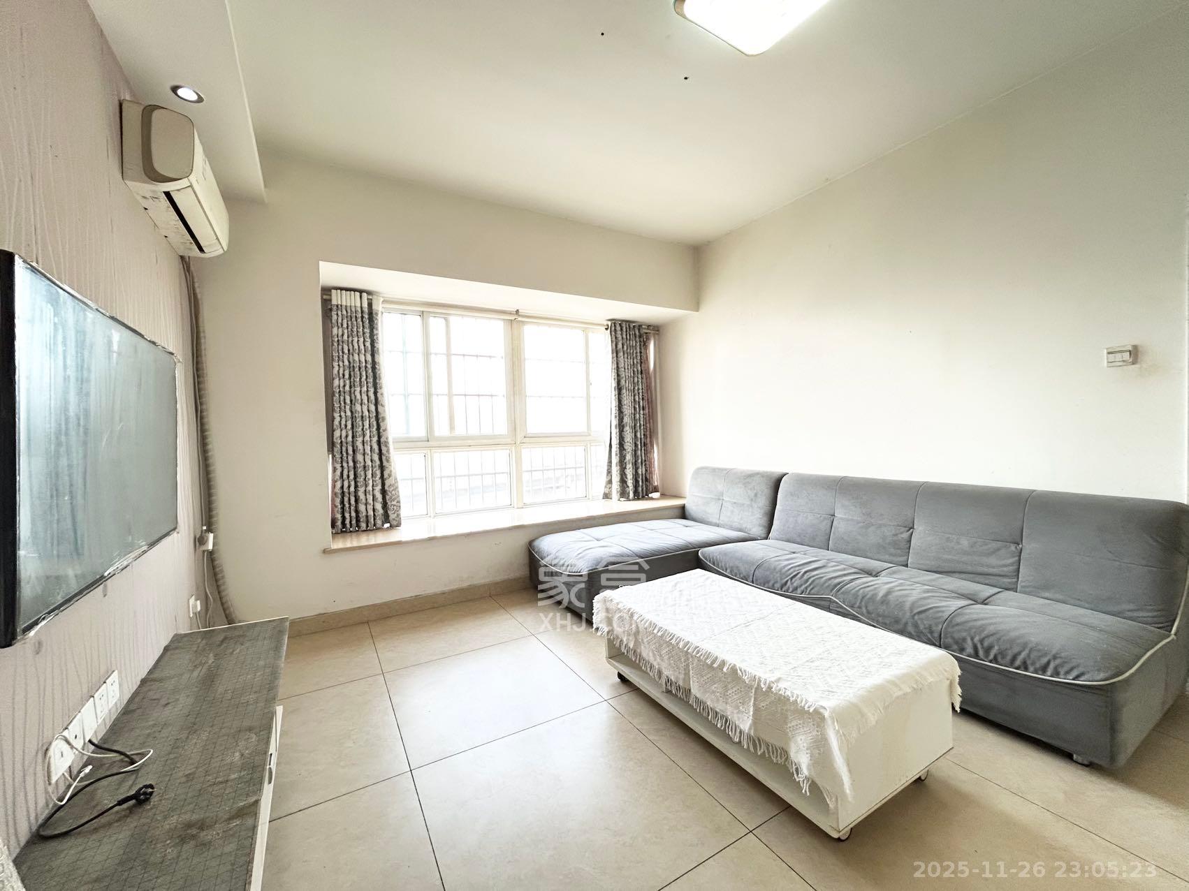 湘府十城（汇财御景湾新寓,汇财国际）  3室2厅1卫    2300.0元/月室内图