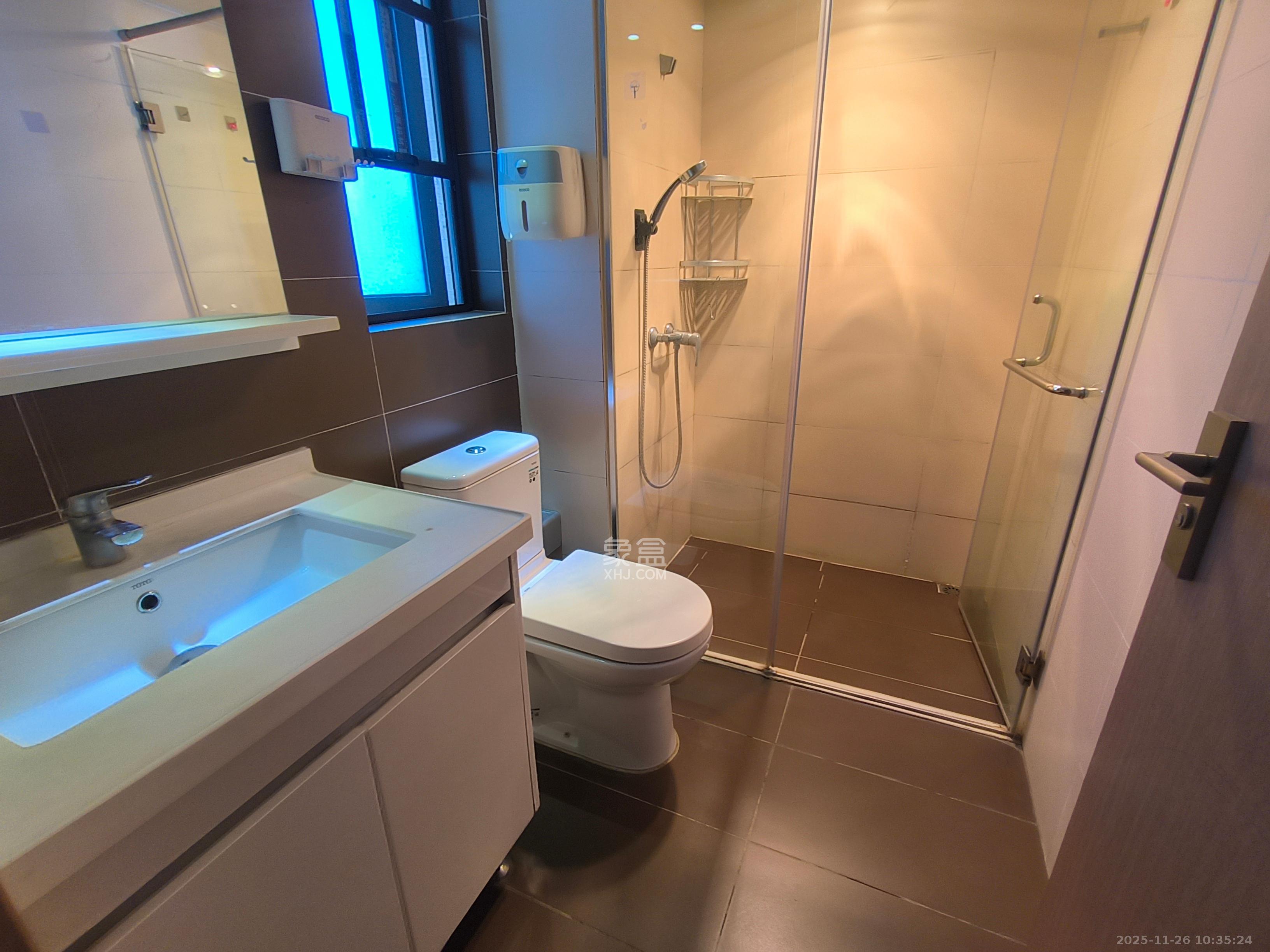 时代倾城二期  4室2厅2卫    2300.0元/月室内图