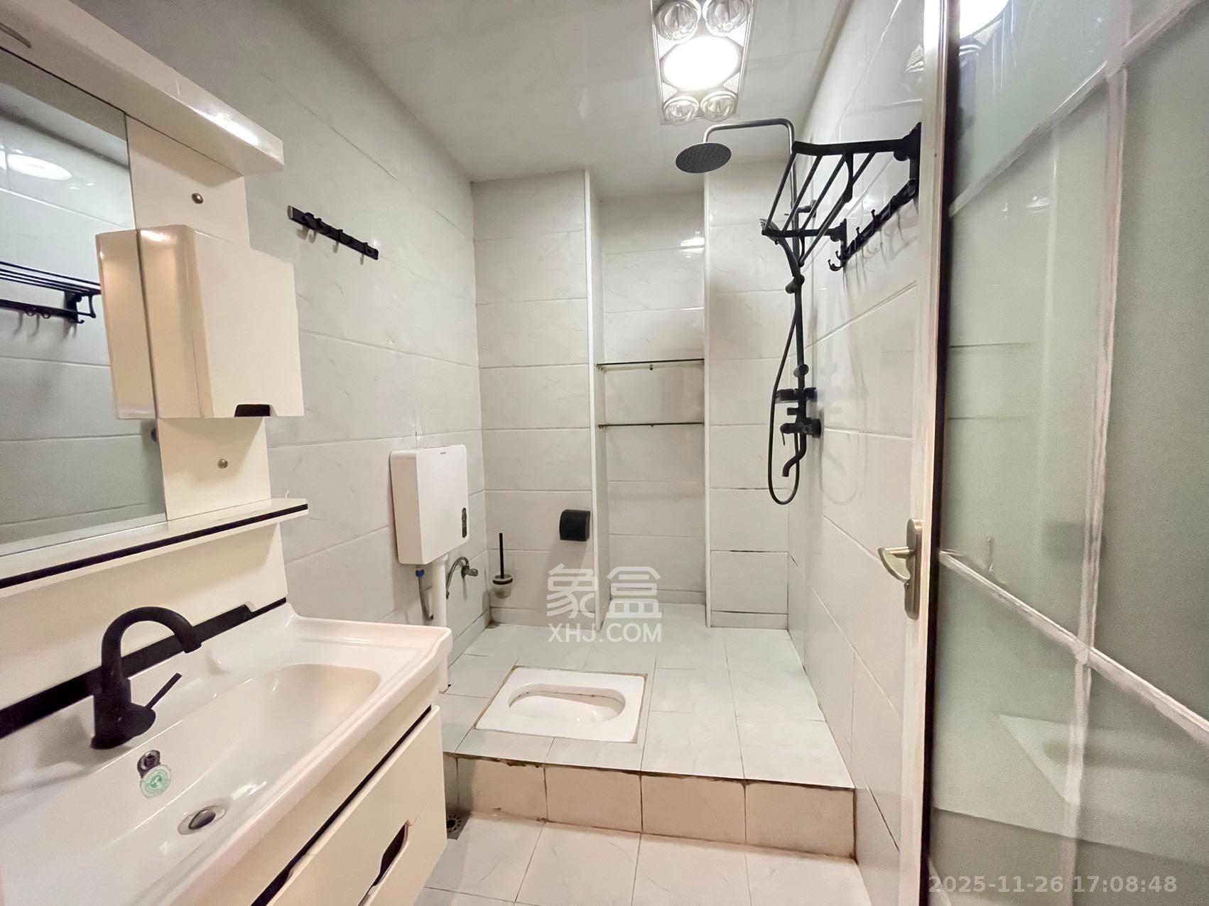 第六都(陆都小区) 1室1厅1卫 1800.0元/月 第六都(陆都小区) 1室1厅1卫 1800.0元/月室内图