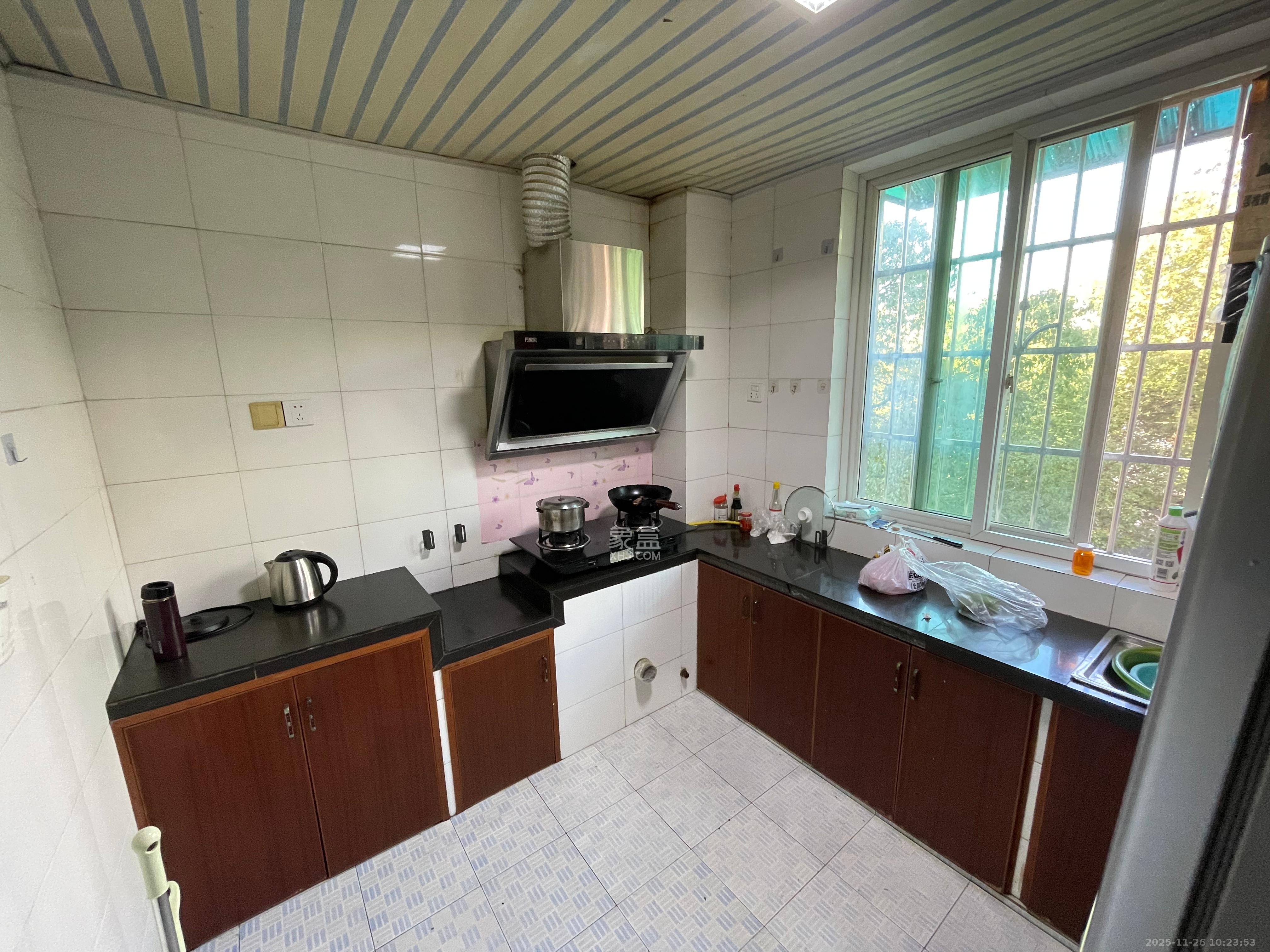 江南公寓 2室1厅1卫 1600.0元/月 江南公寓 2室1厅1卫 1600.0元/月室内图