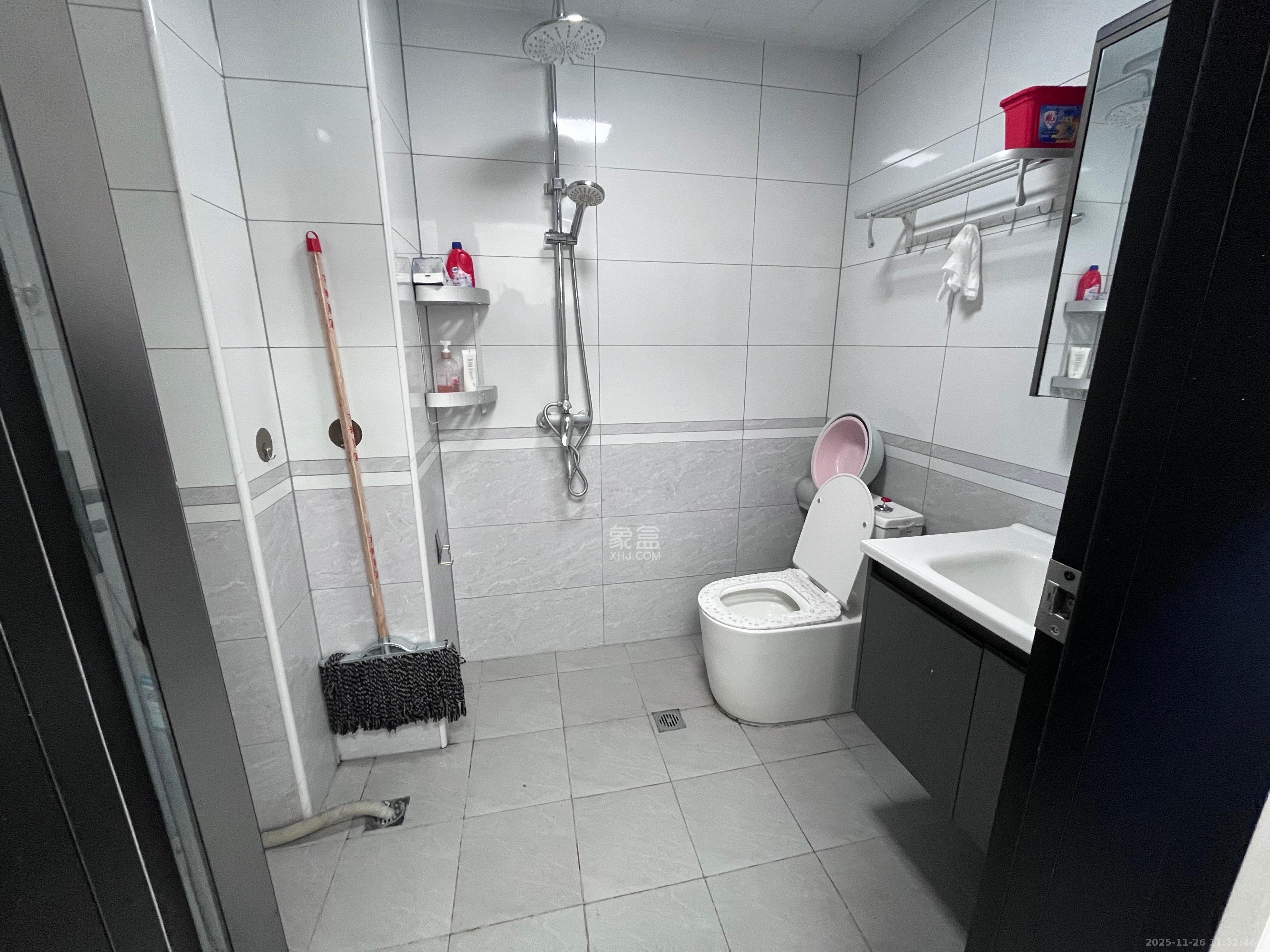 梅溪湖家居建材城 1室0厅1卫 1400.0元/月 梅溪湖家居建材城 1室0厅1卫 1400.0元/月室内图