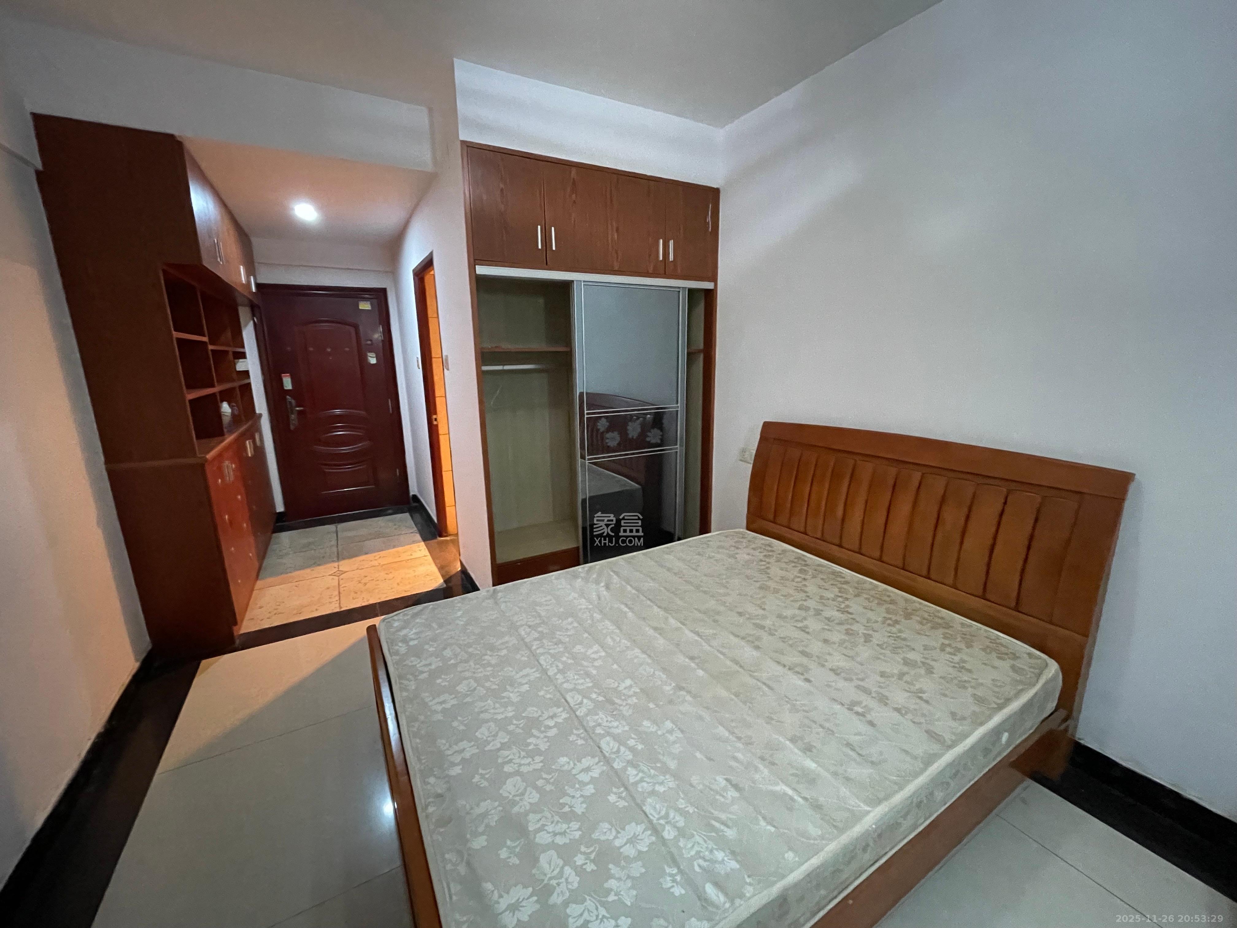 红公馆（前程丽景大厦）  1室1厅1卫    1400.0元/月室内图