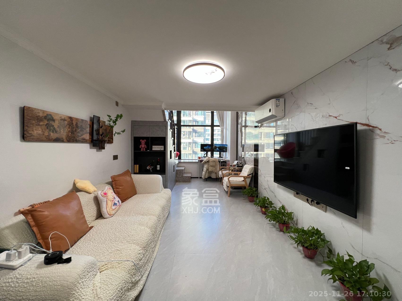 金茂建发泊悦  1室1厅1卫    2000.0元/月