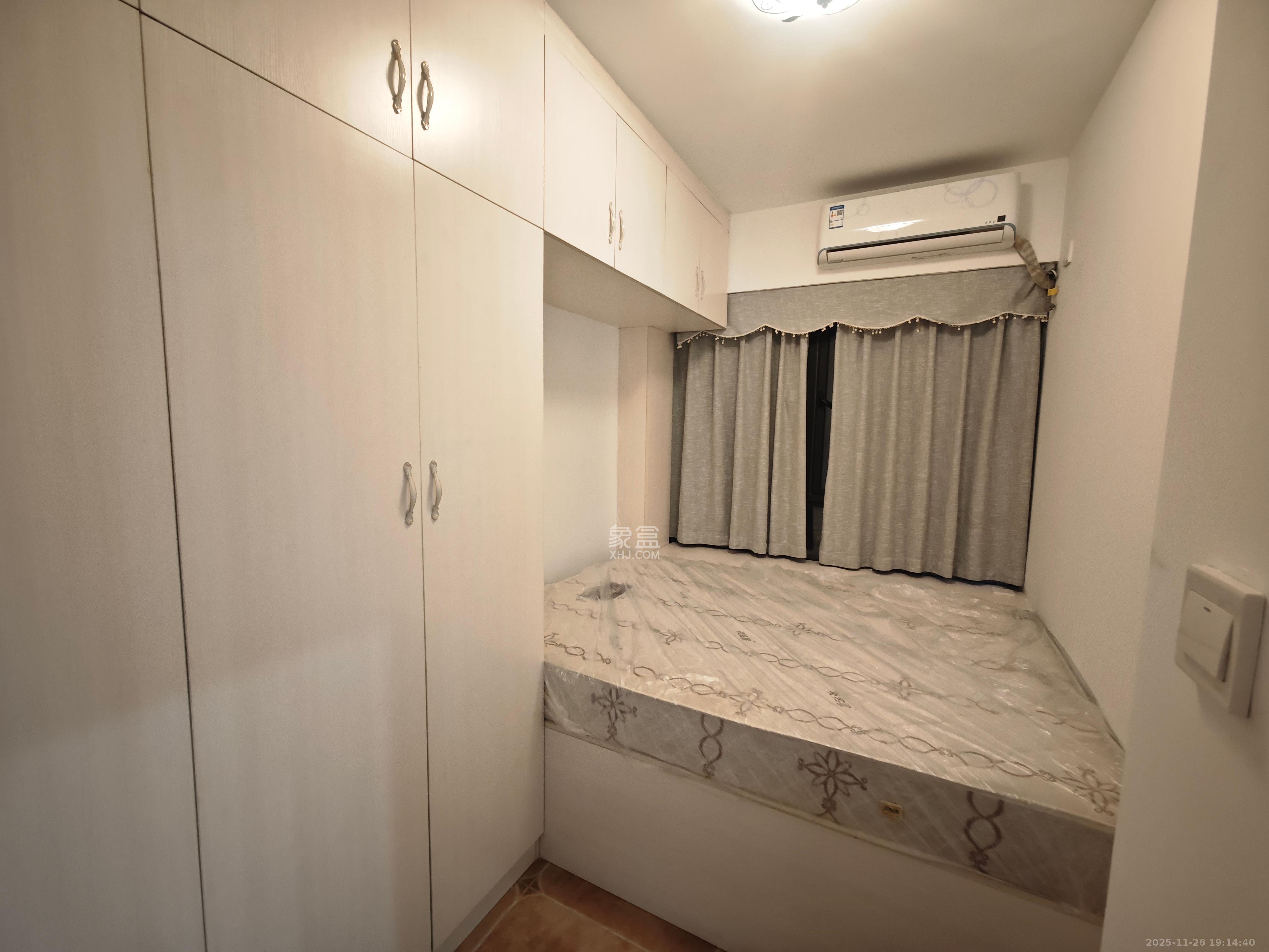 中国铁建梅溪青秀一期 3室2厅1卫 2400.0元/月 中国铁建梅溪青秀一期 3室2厅1卫 2400.0元/月室内图