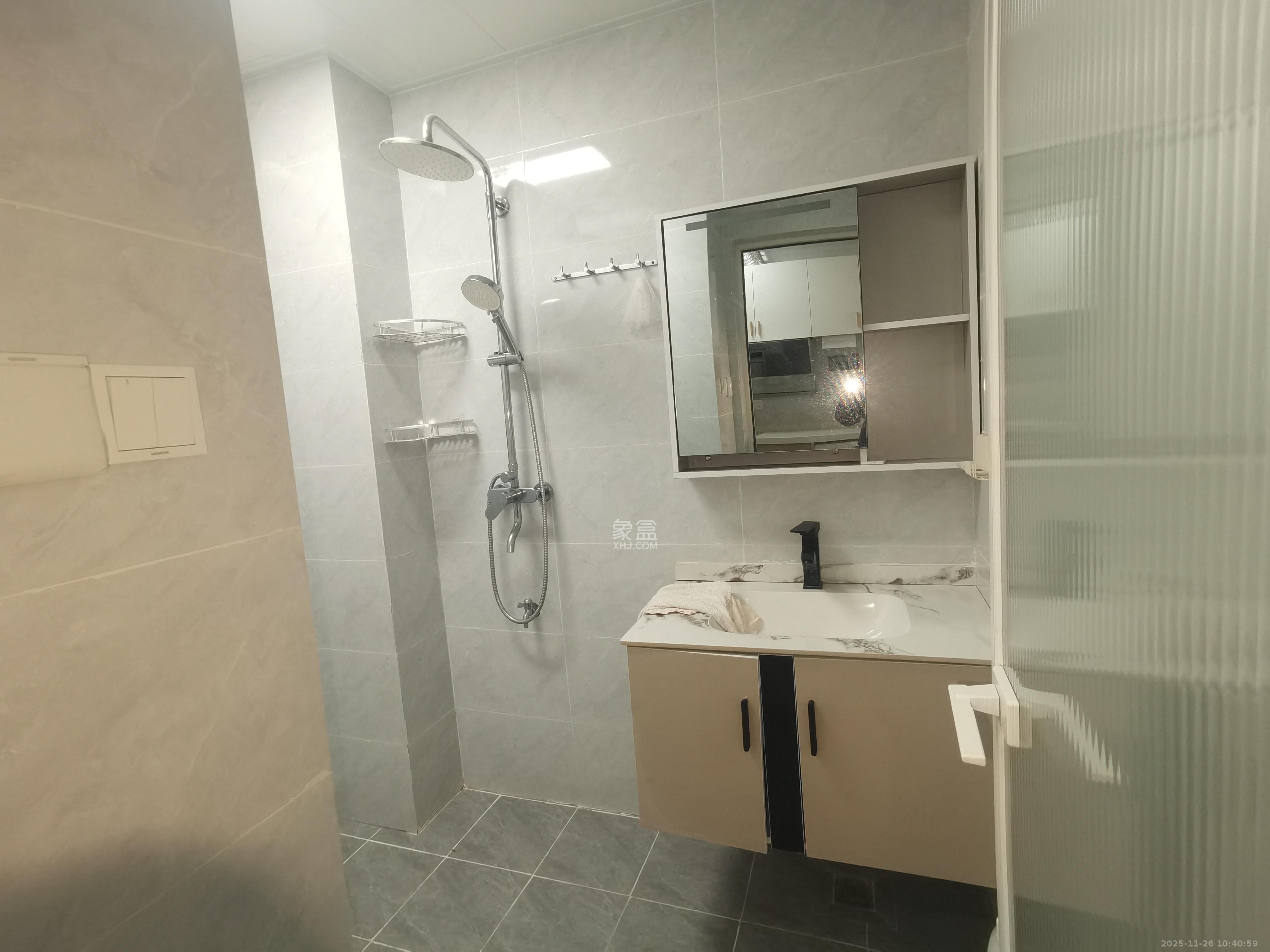 明昇壹城(明昇时代广场)三期 1室1厅1卫 1500.0元/月 明昇壹城(明昇时代广场)三期 1室1厅1卫 1500.0元/月室内图